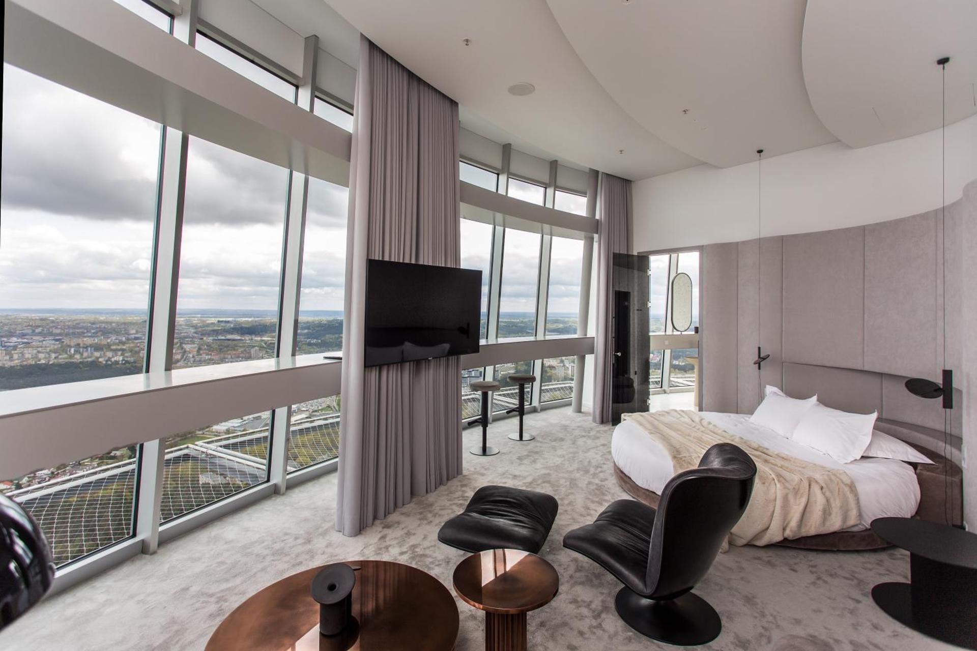 Deluxe Queen Room with Two Queen Beds