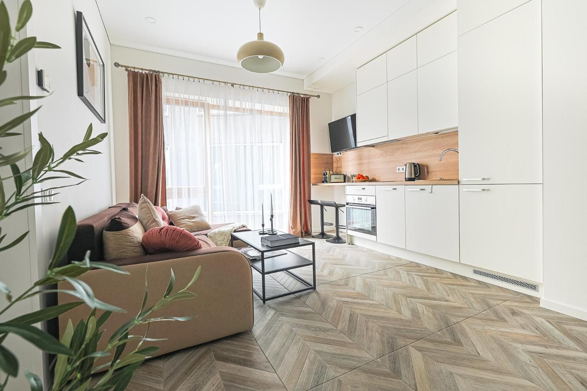 One-Bedroom Apartment