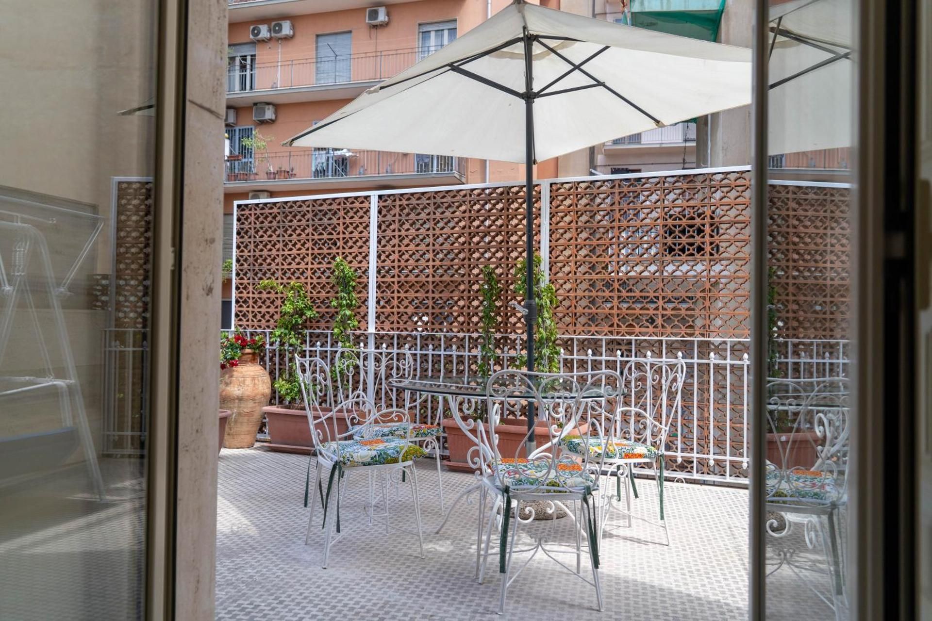 Quadruple Room with Terrace