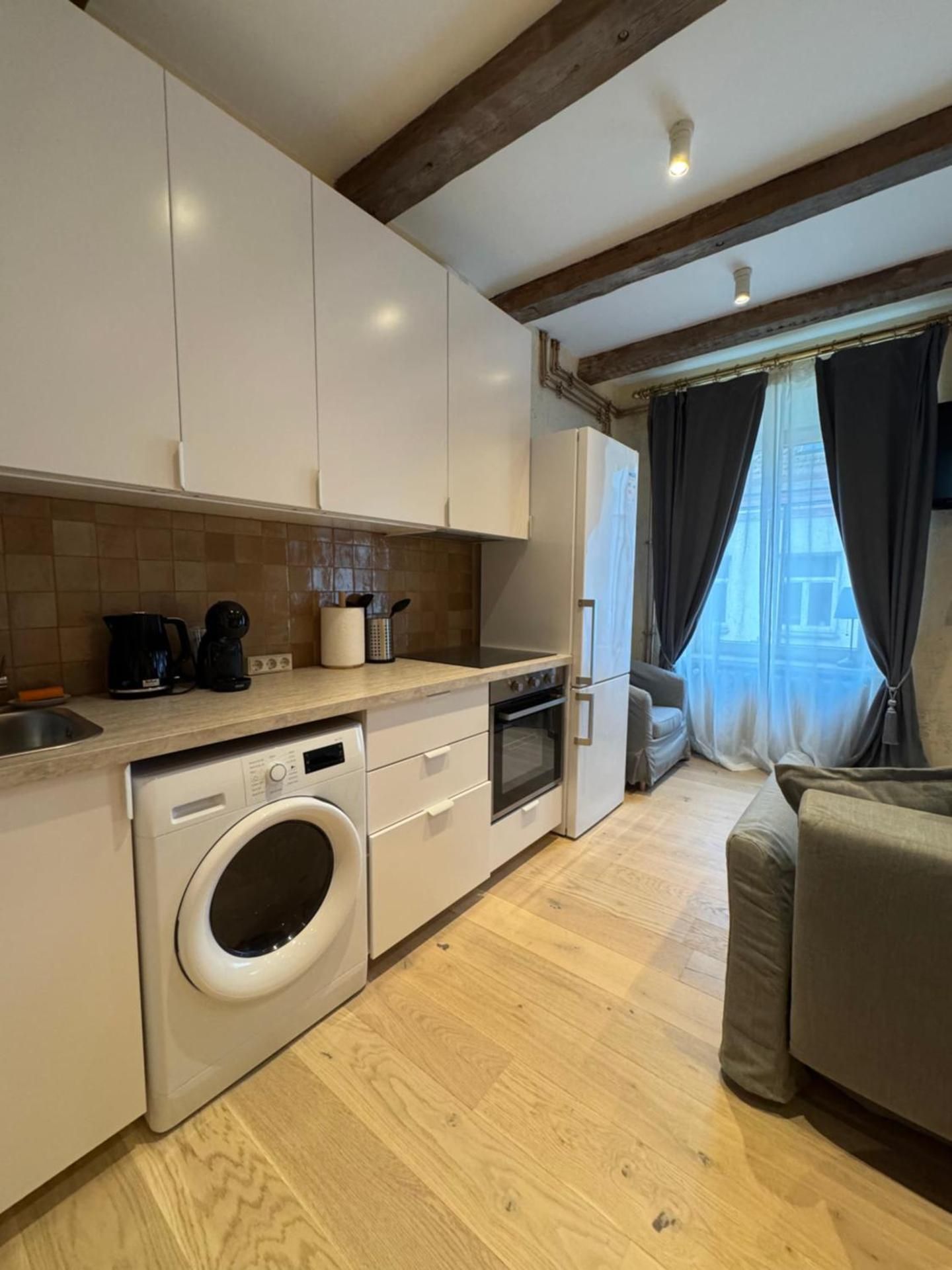 Studio Apartment
