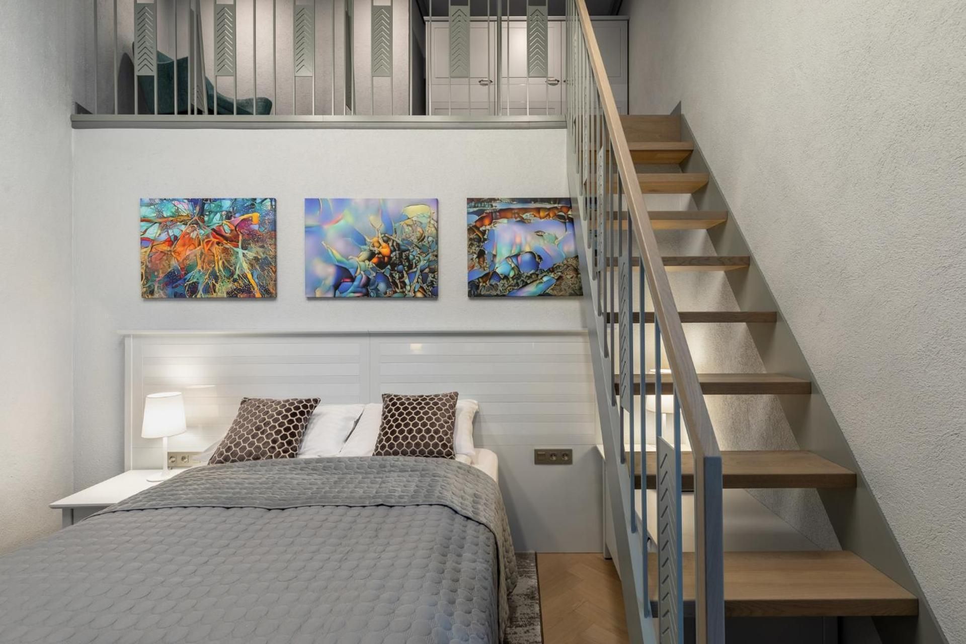 Apartment - Split Level