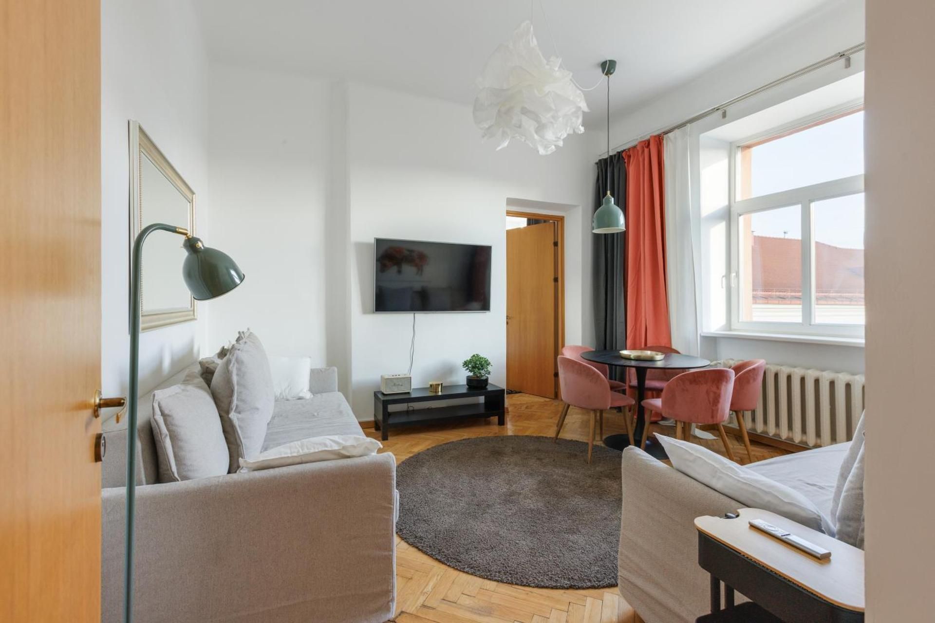 Suite Apartment
