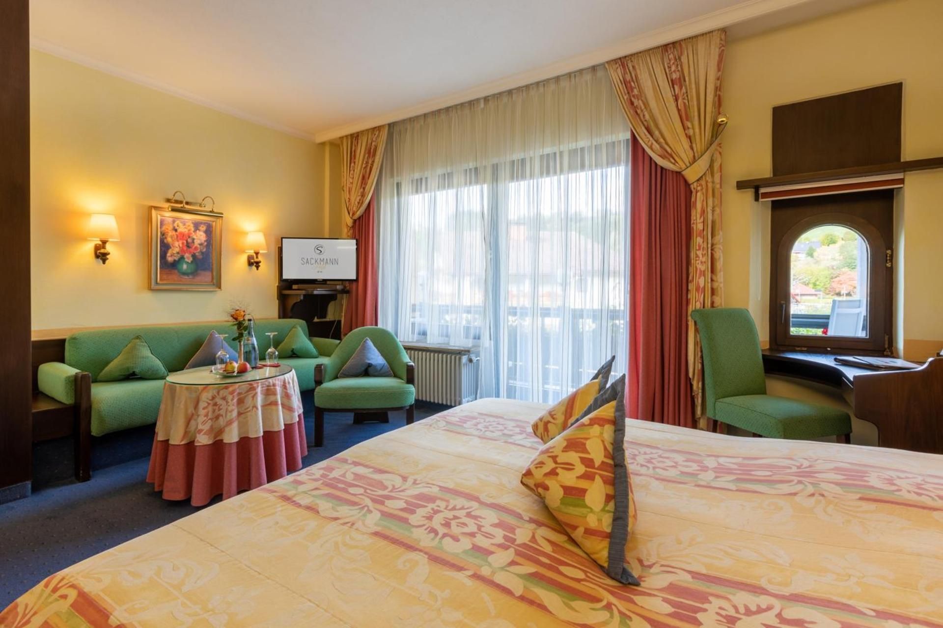 Classic Double Room with Balcony/Loggia