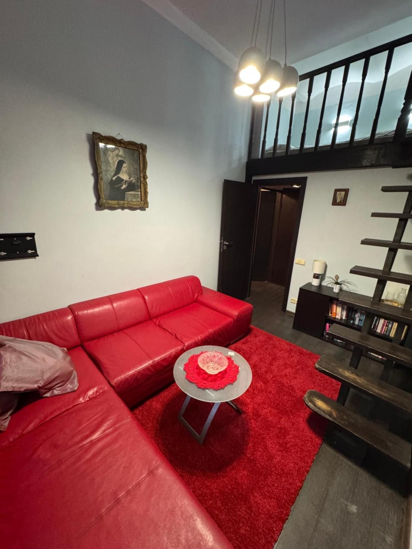 BOSTONA Flat