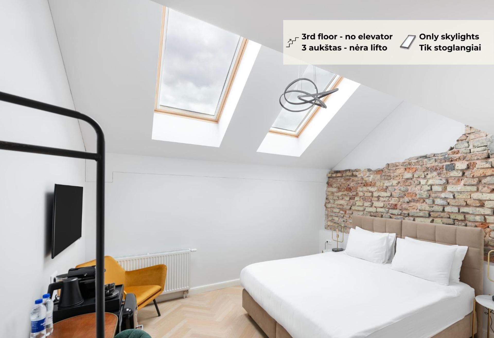 Deluxe King Room