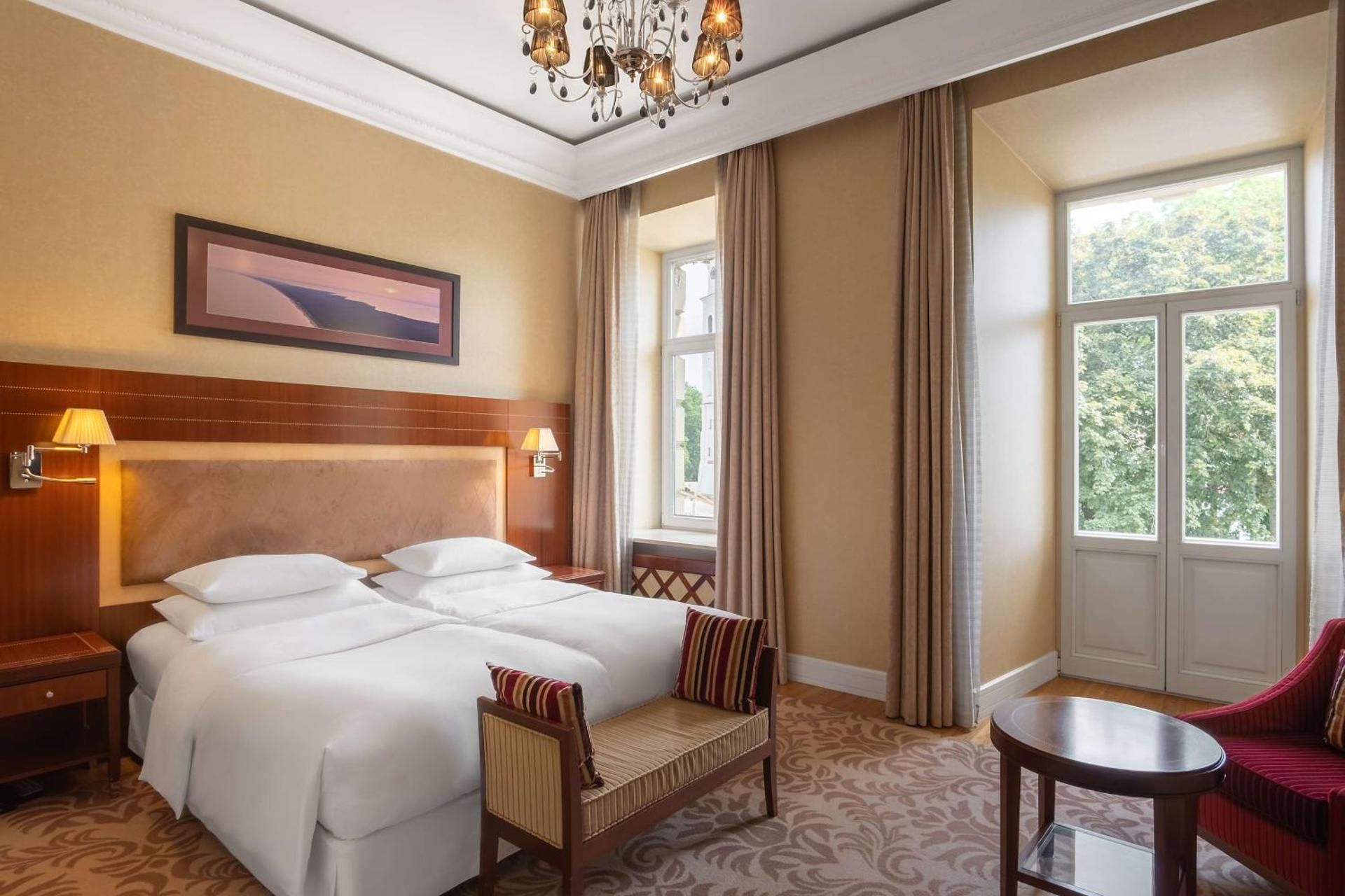 Twin Deluxe Room with Balcony