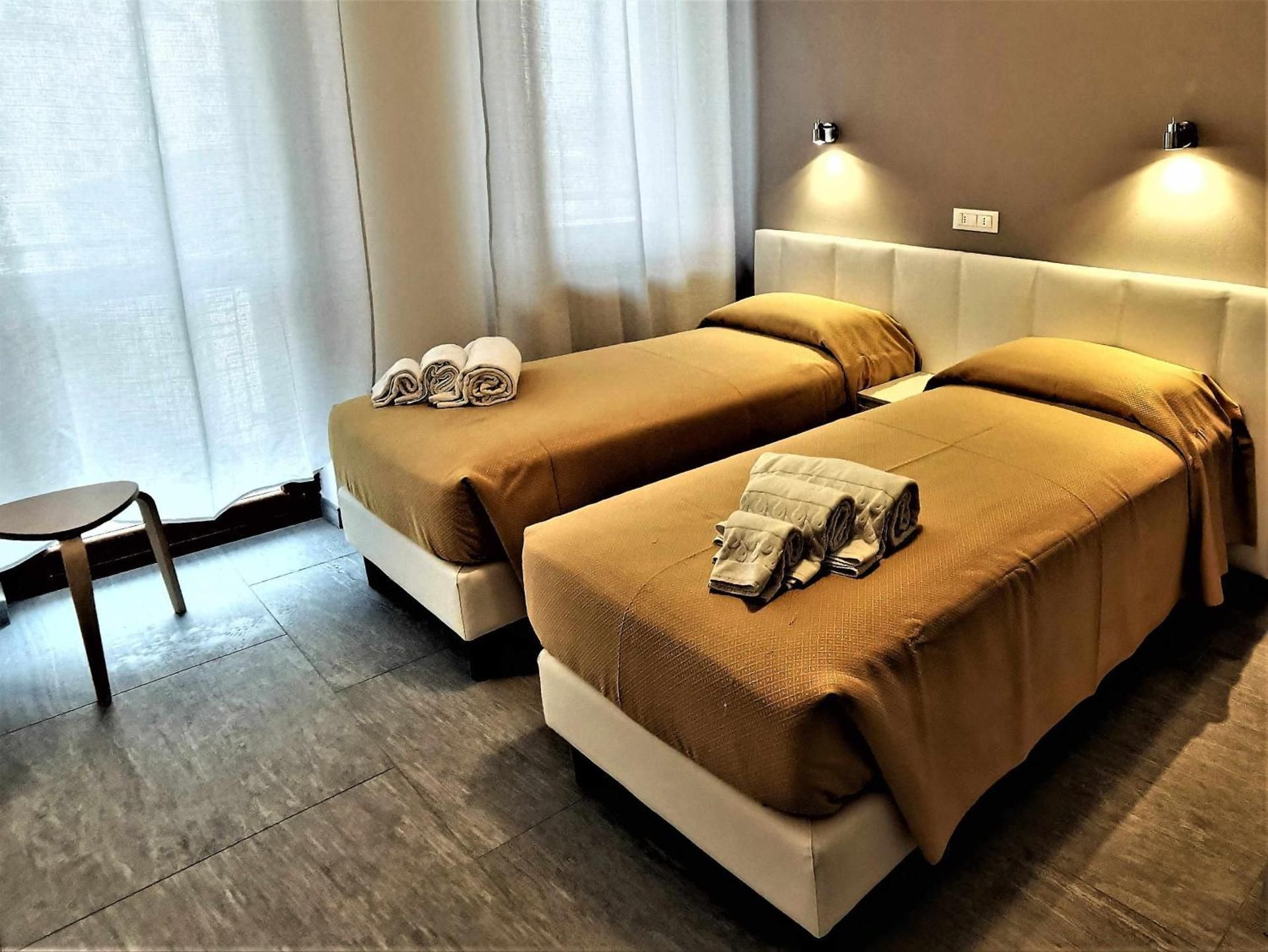 Twin Room with Private Bathroom
