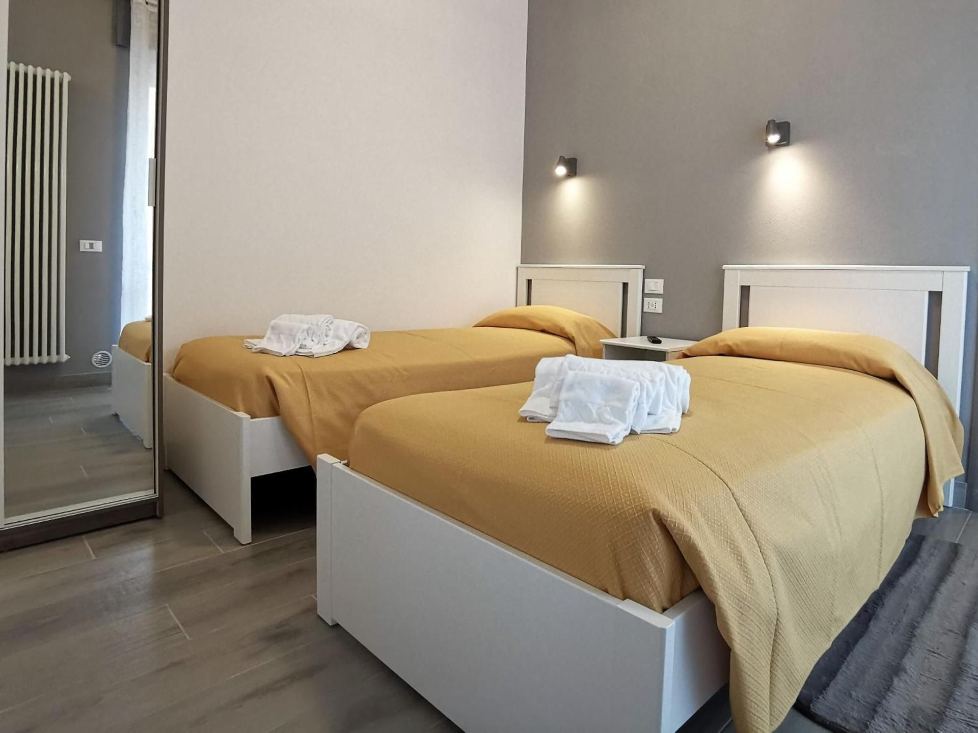 Twin Room with Private Bathroom