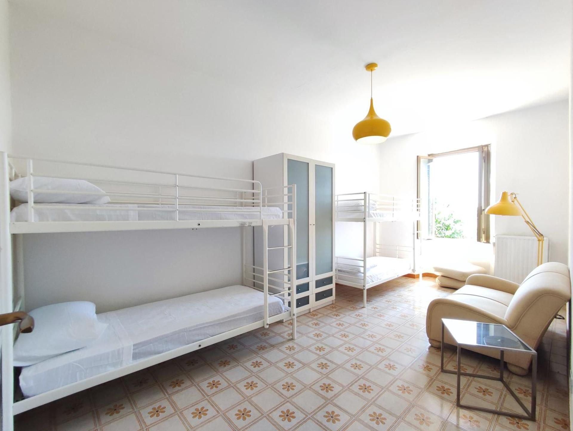 Bed in 4-Bed Mixed Dormitory Room