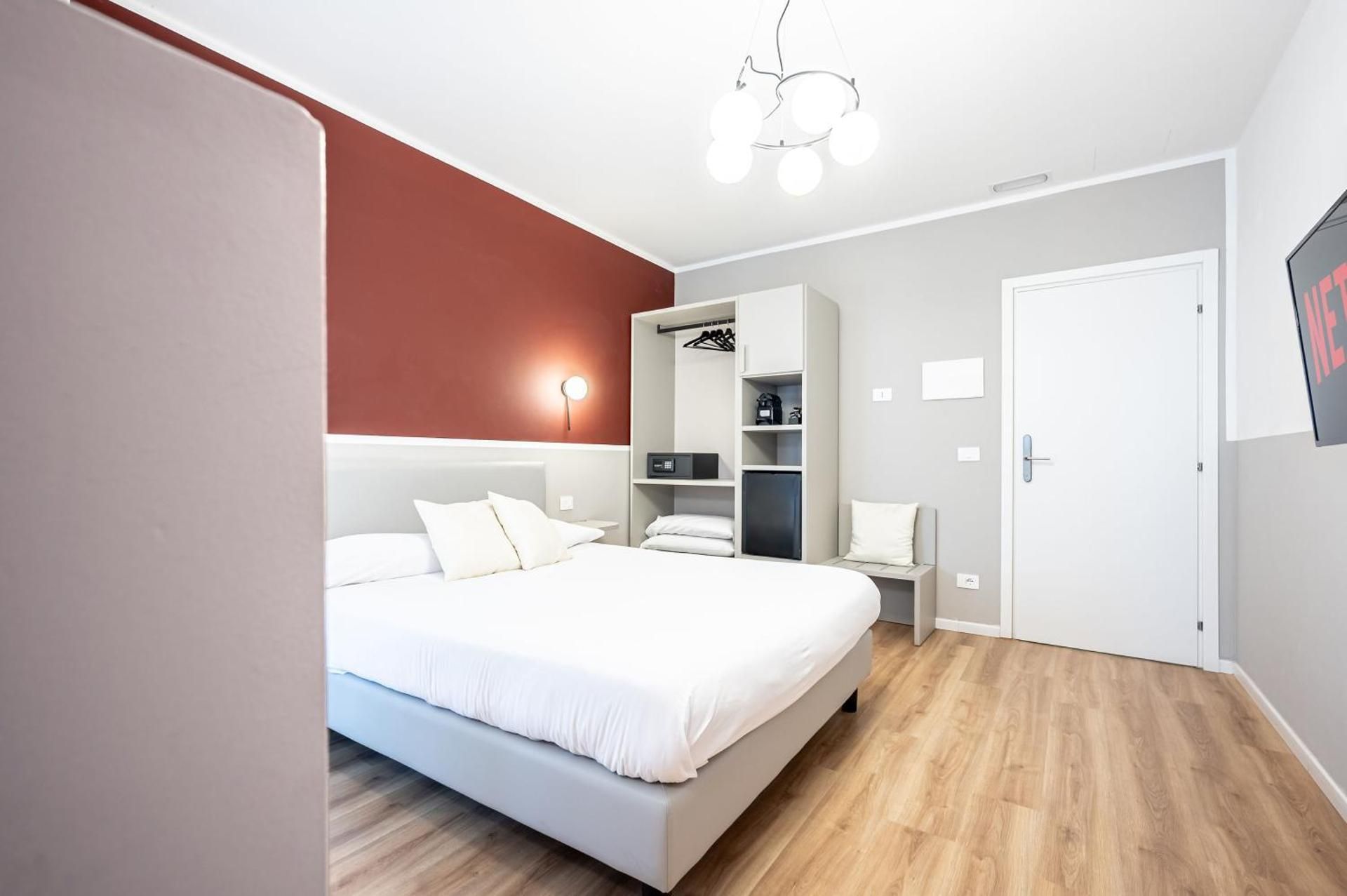 Double Room with Spa Bath