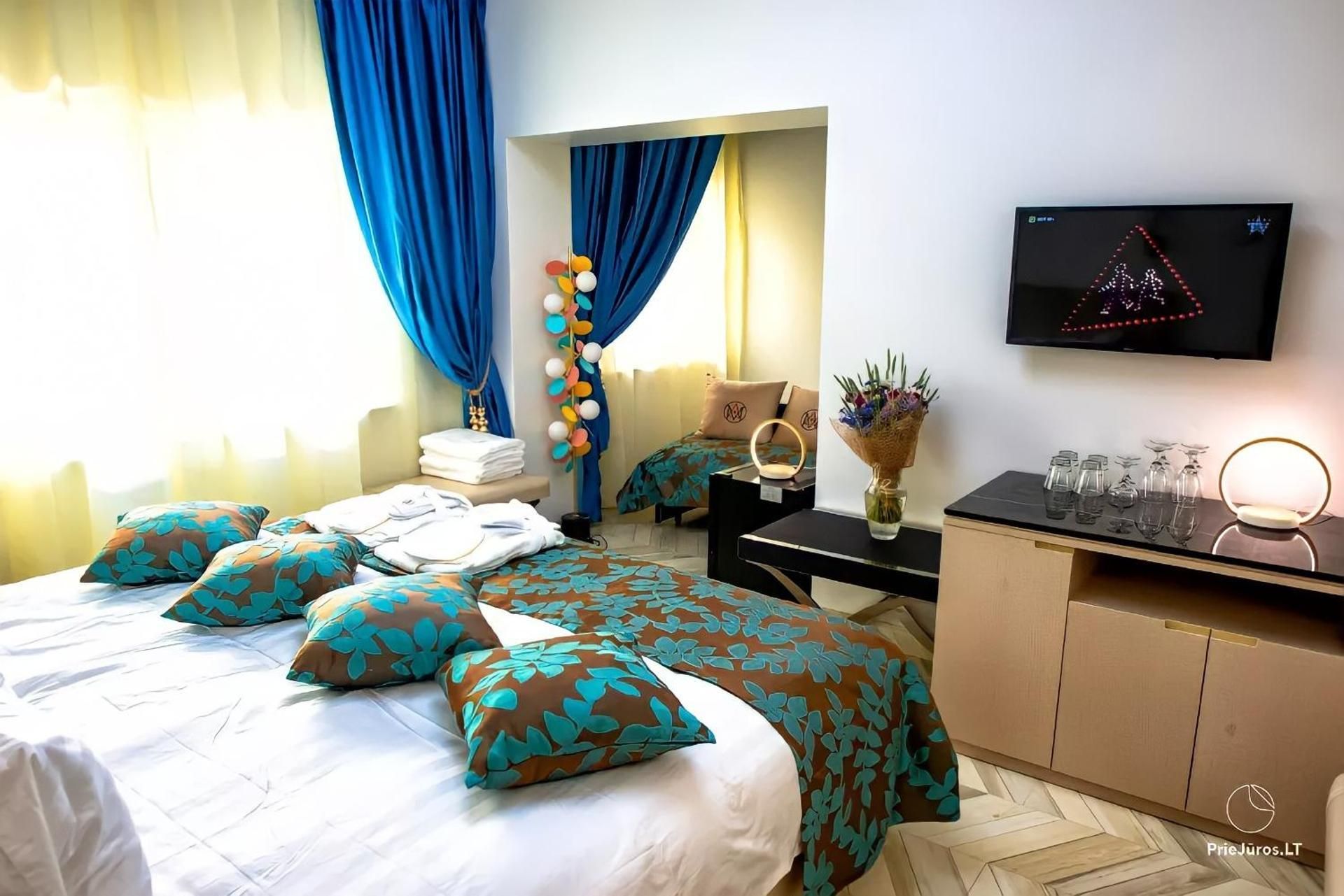 King Room