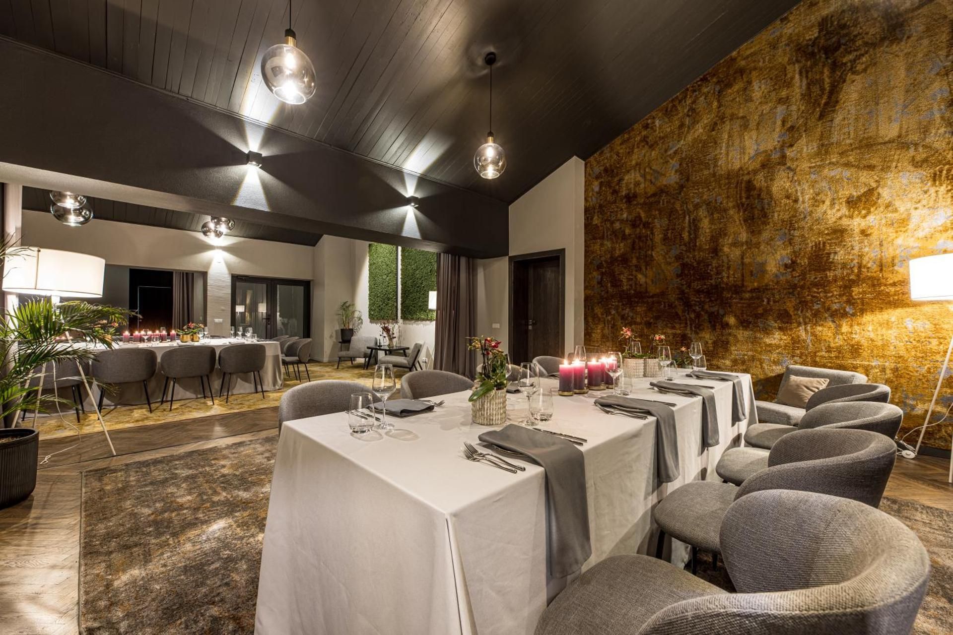 Zilvinas Hotel