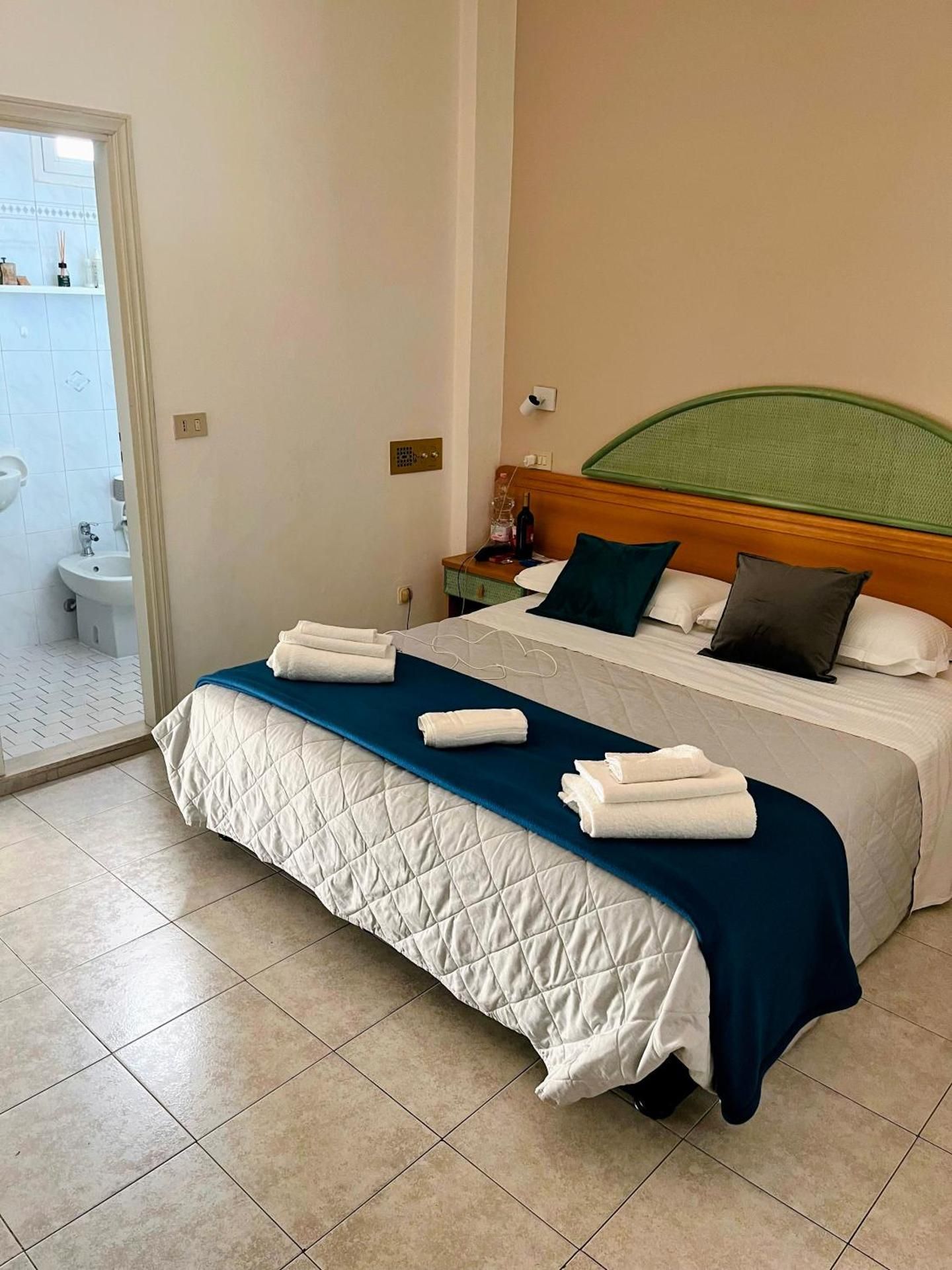 Economy Double Room