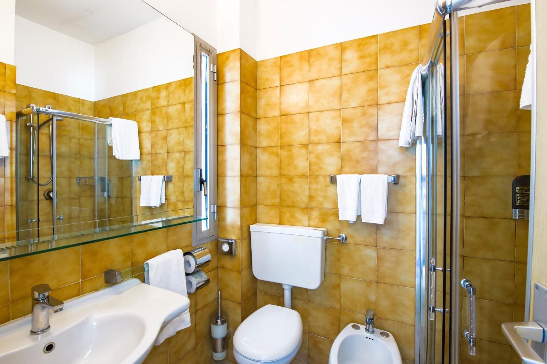 Double or Twin Room with Balcony