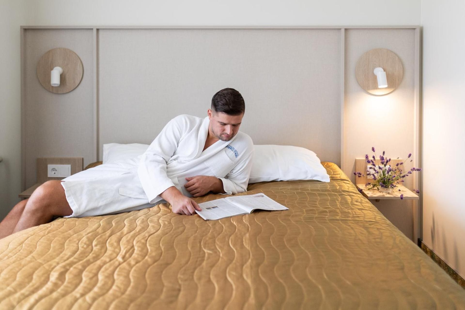 Comfort Double Room with 3 procedures