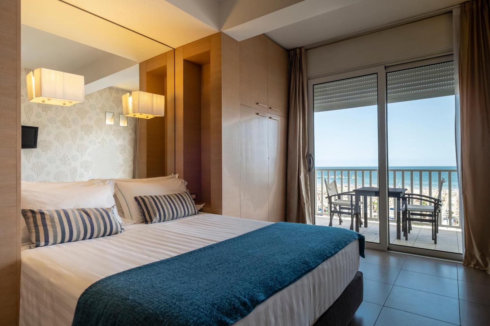 Superior Double Room with Sea View