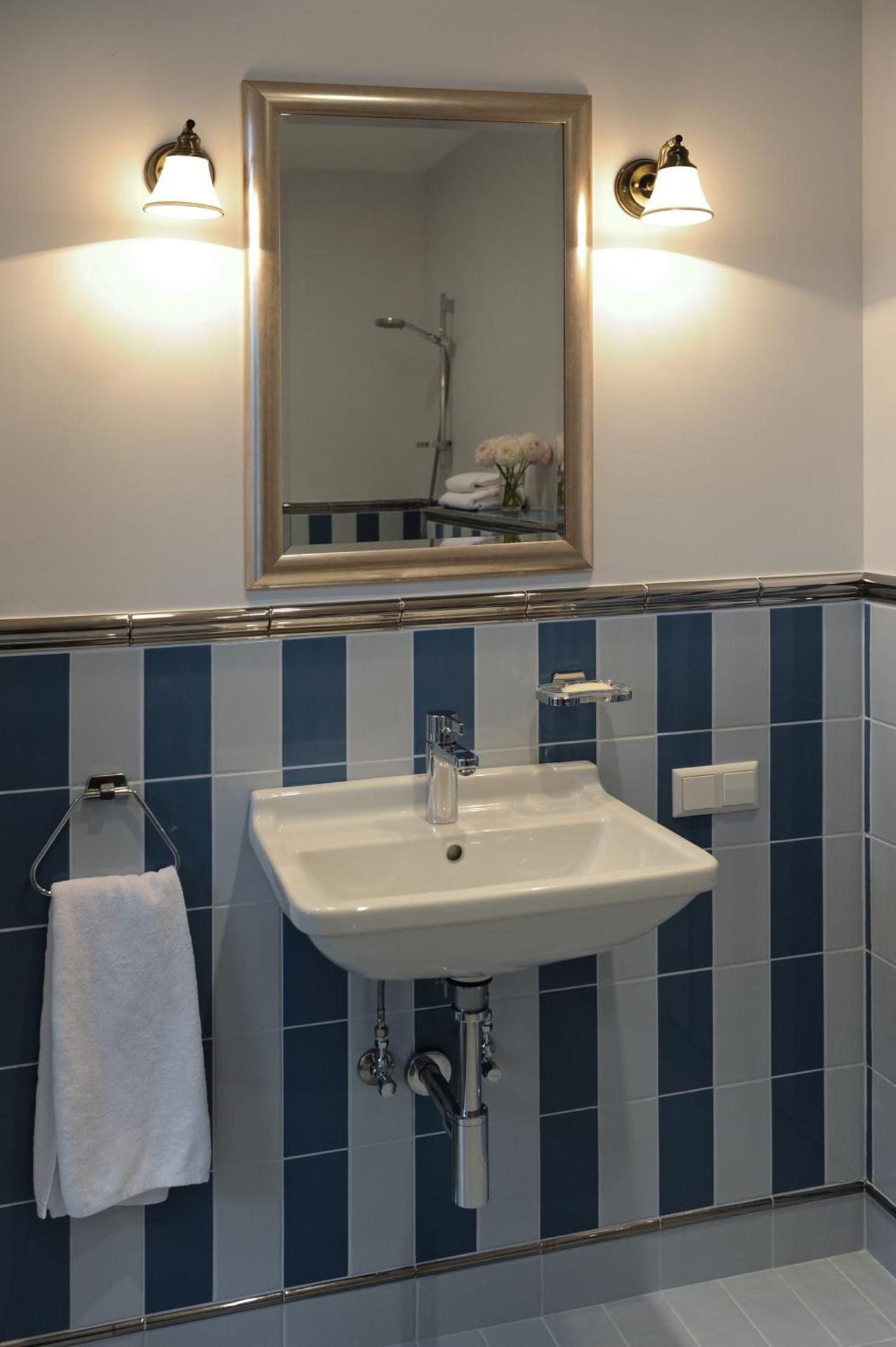 Luxury Three-Bedroom Apartment