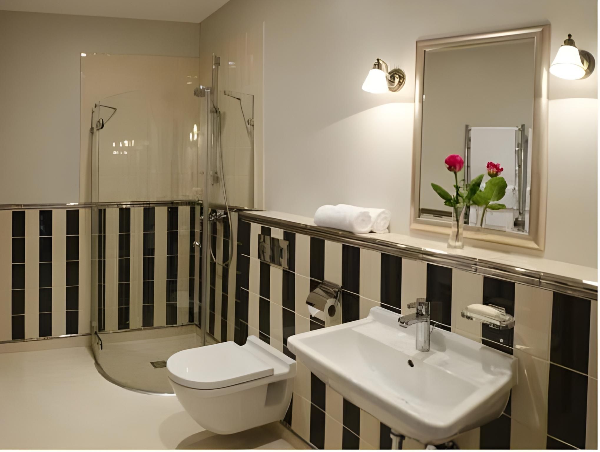 Luxury One-Bedroom Apartment