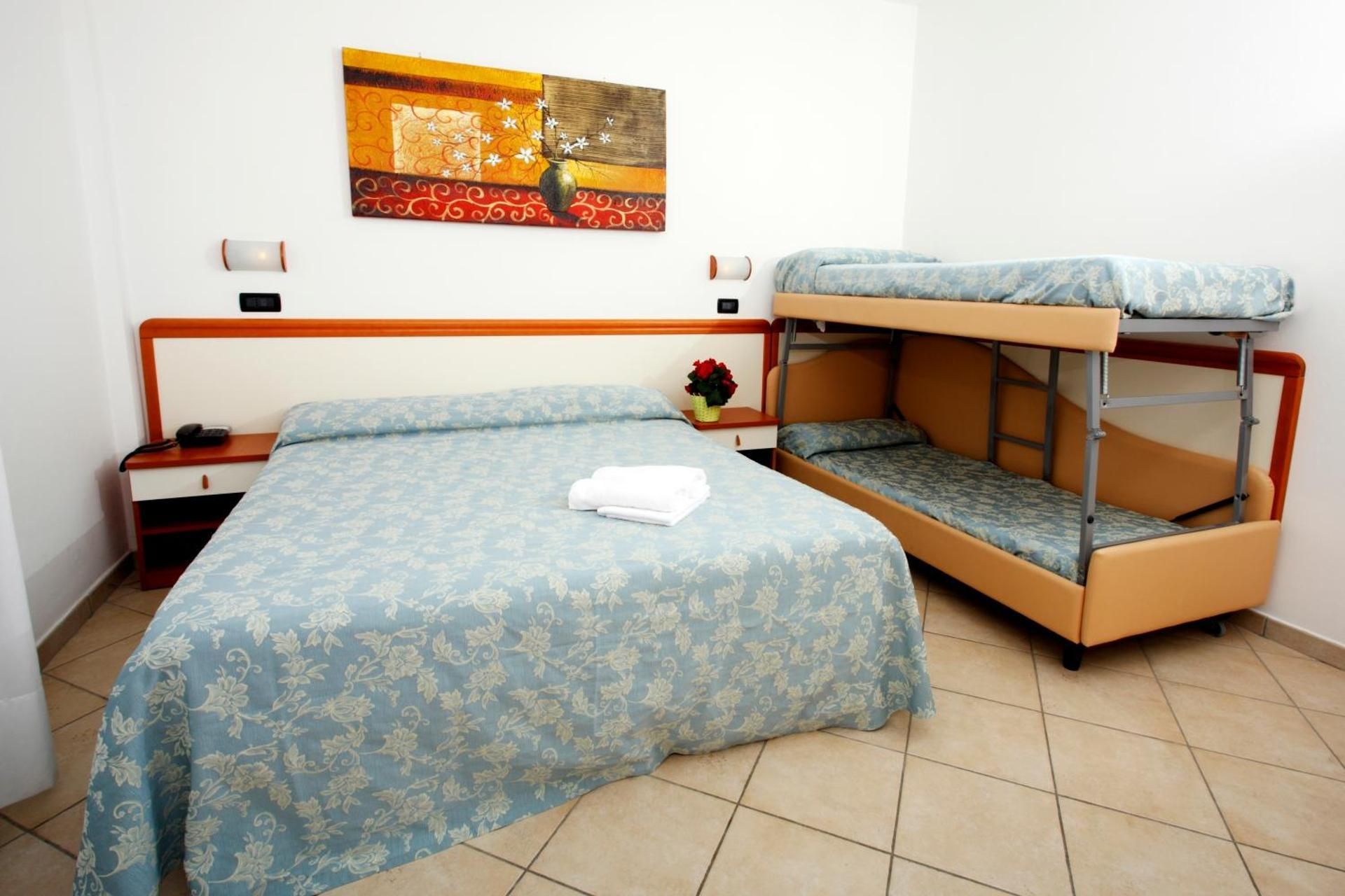 Standard Quadruple Room