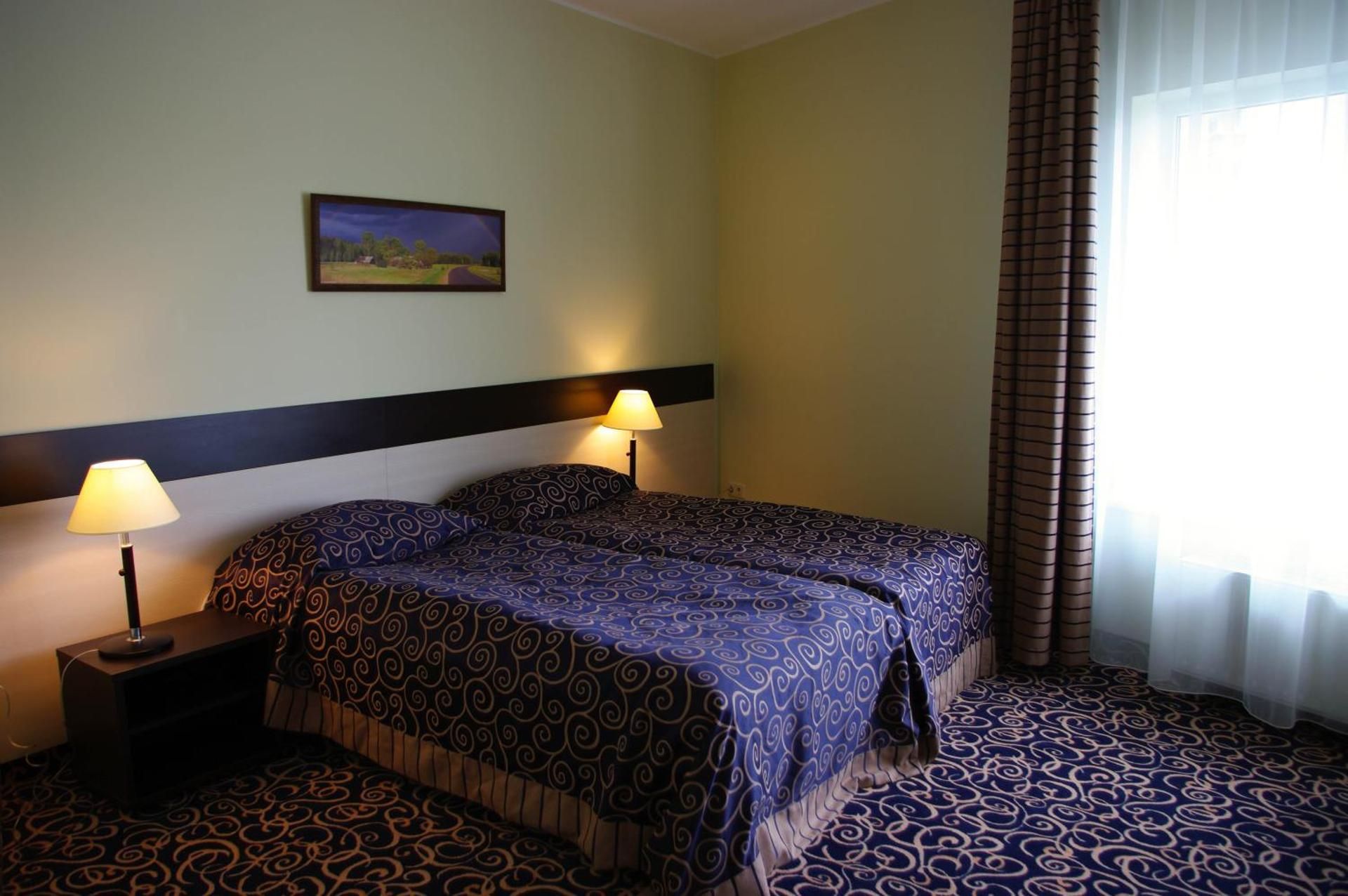 Room with Medical Spa Treatment Program for 2 Adults + 1 Child