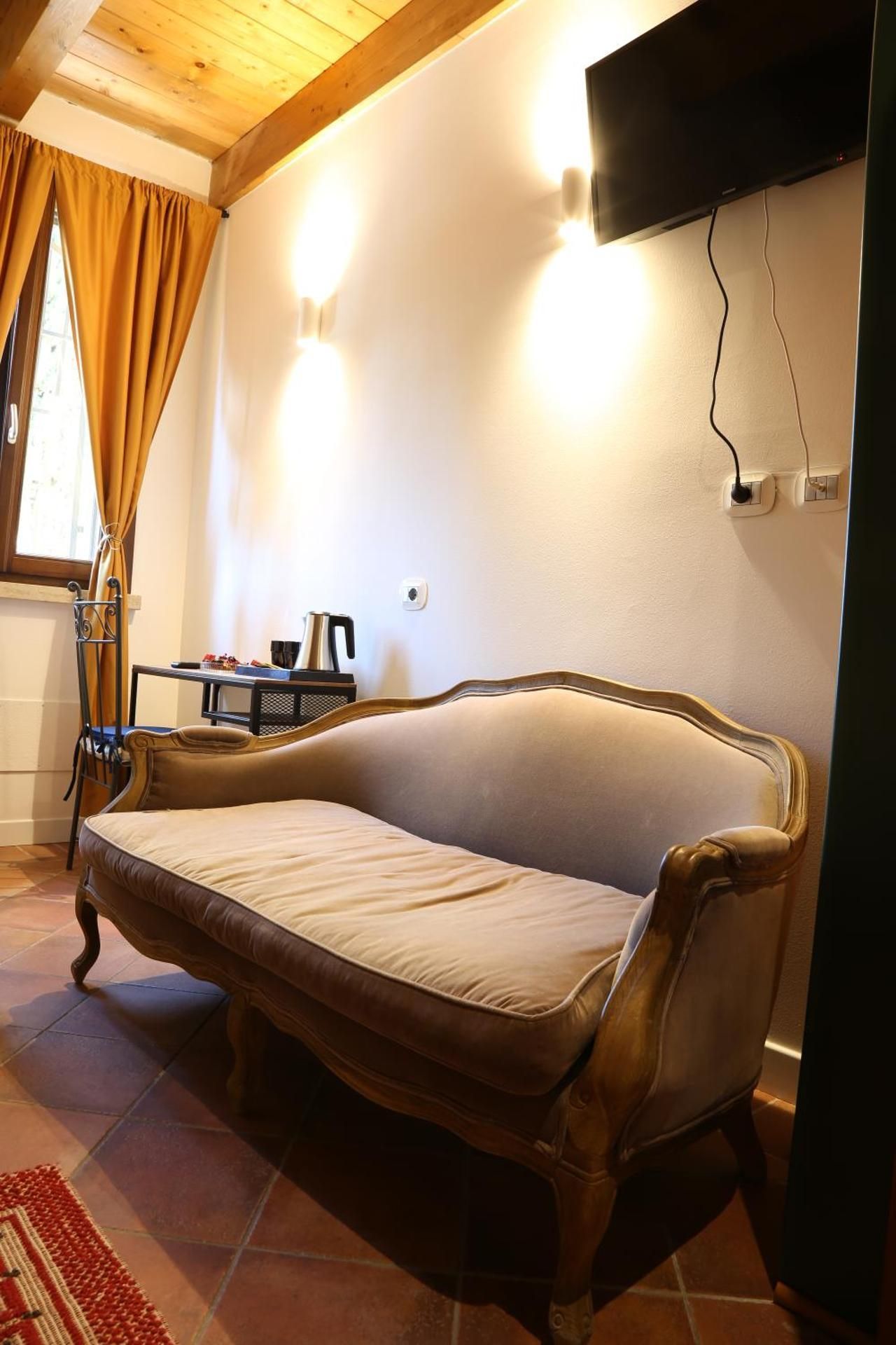 Single Room