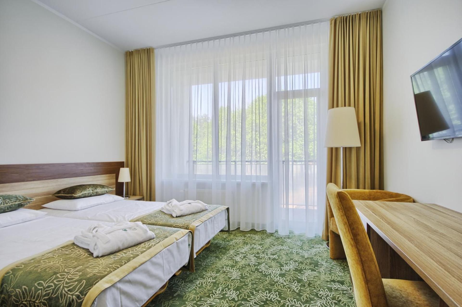 Double or Twin Room with Medical Spa Treatment Program - Mini