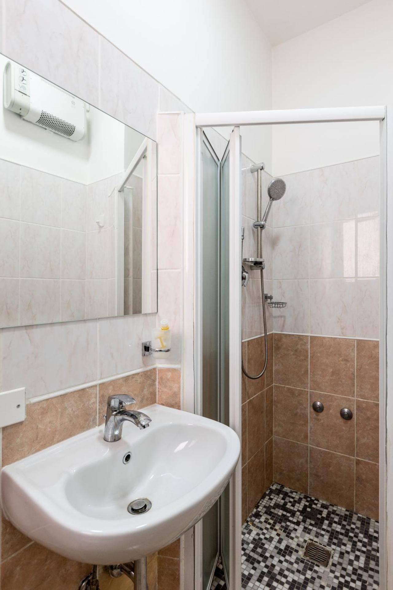 Deluxe Double Room with Balcony and Sea View