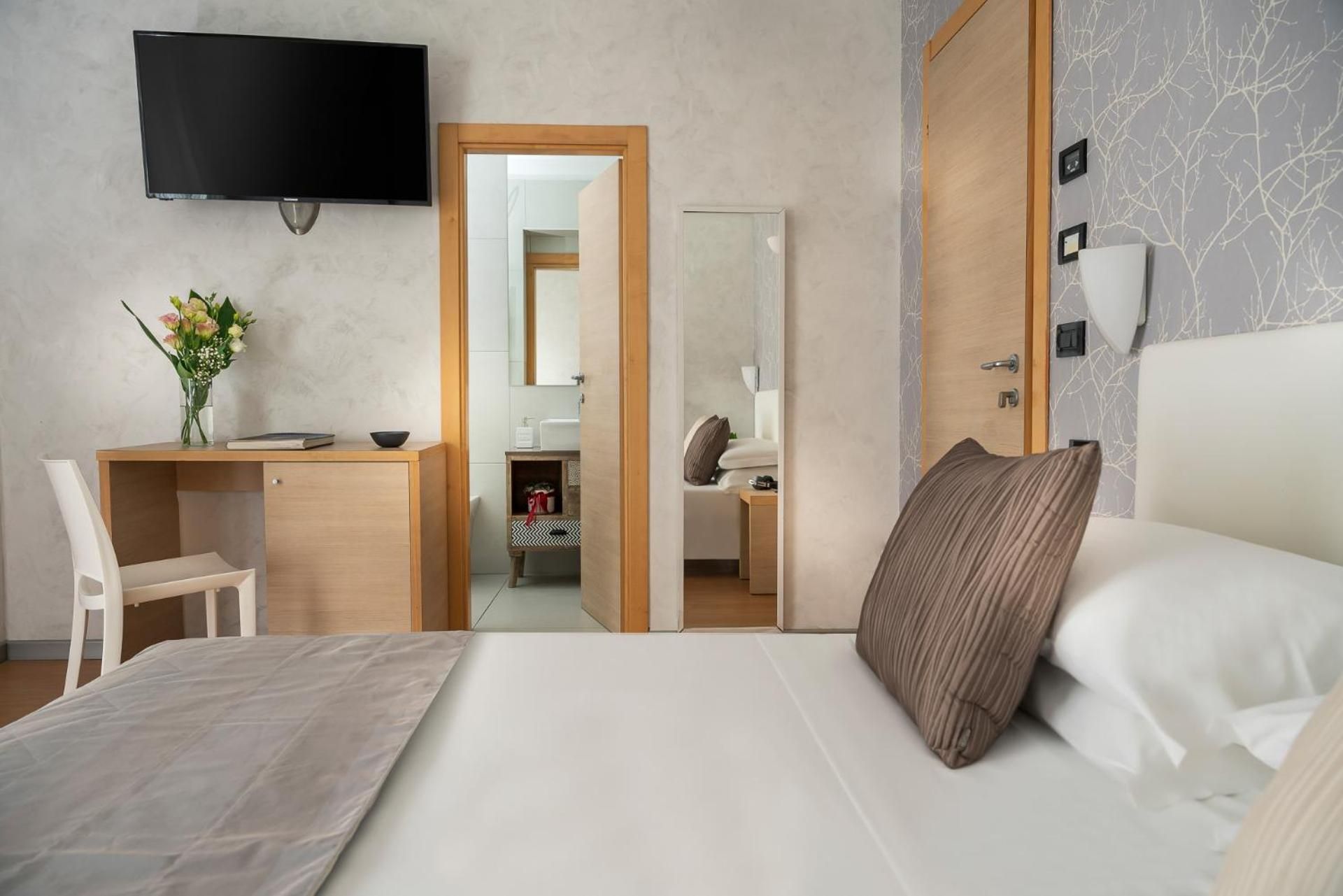 Triple Room with Sea View