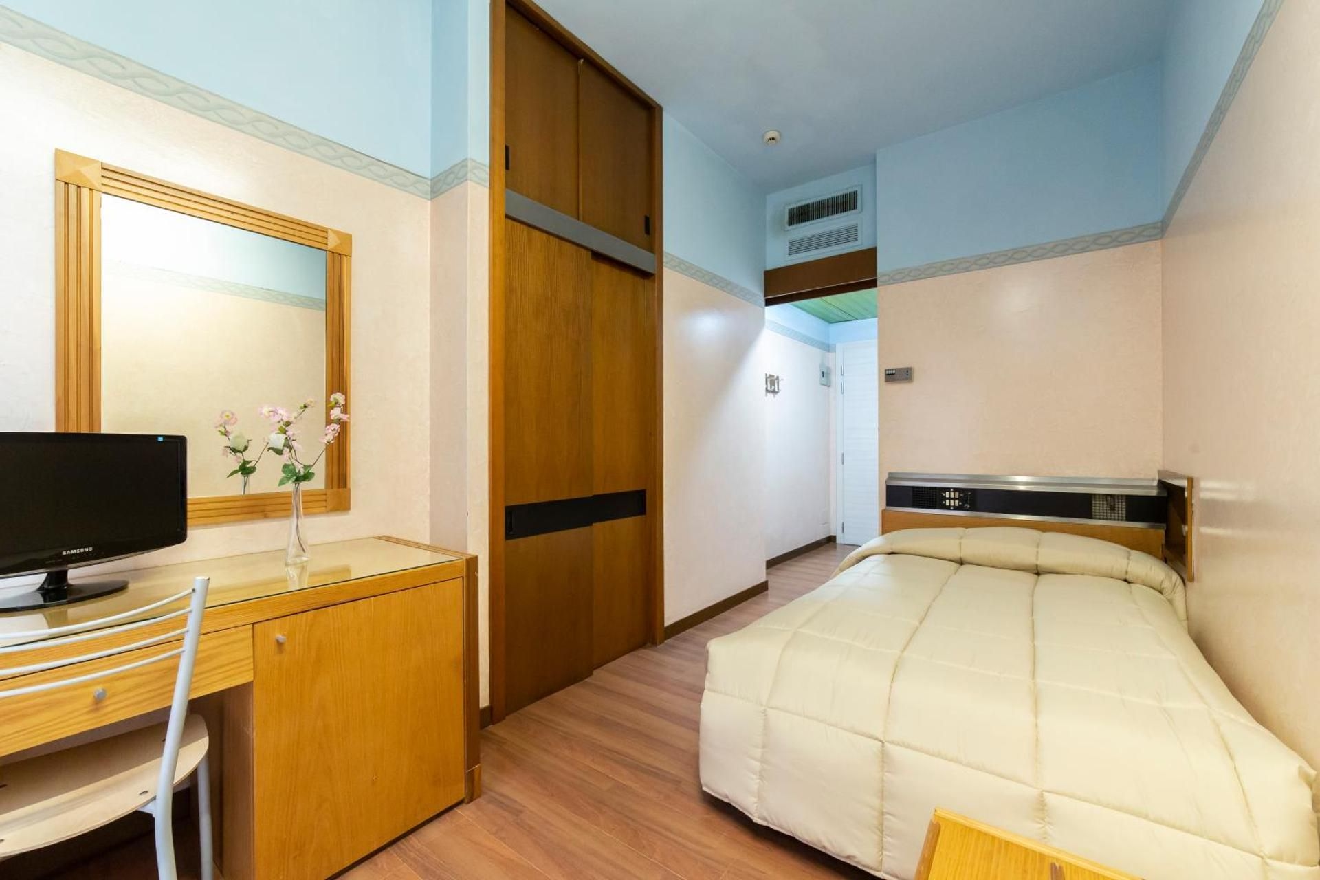 Single Room