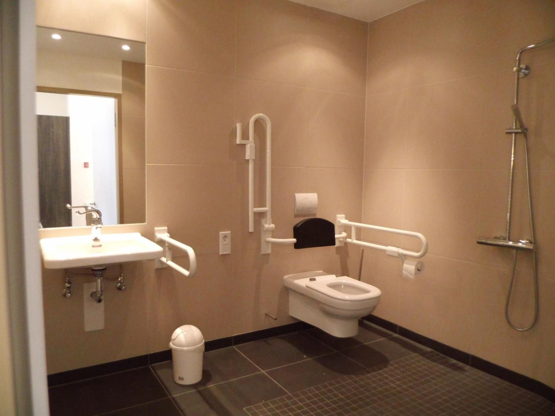 Apartment - Wheelchair Access