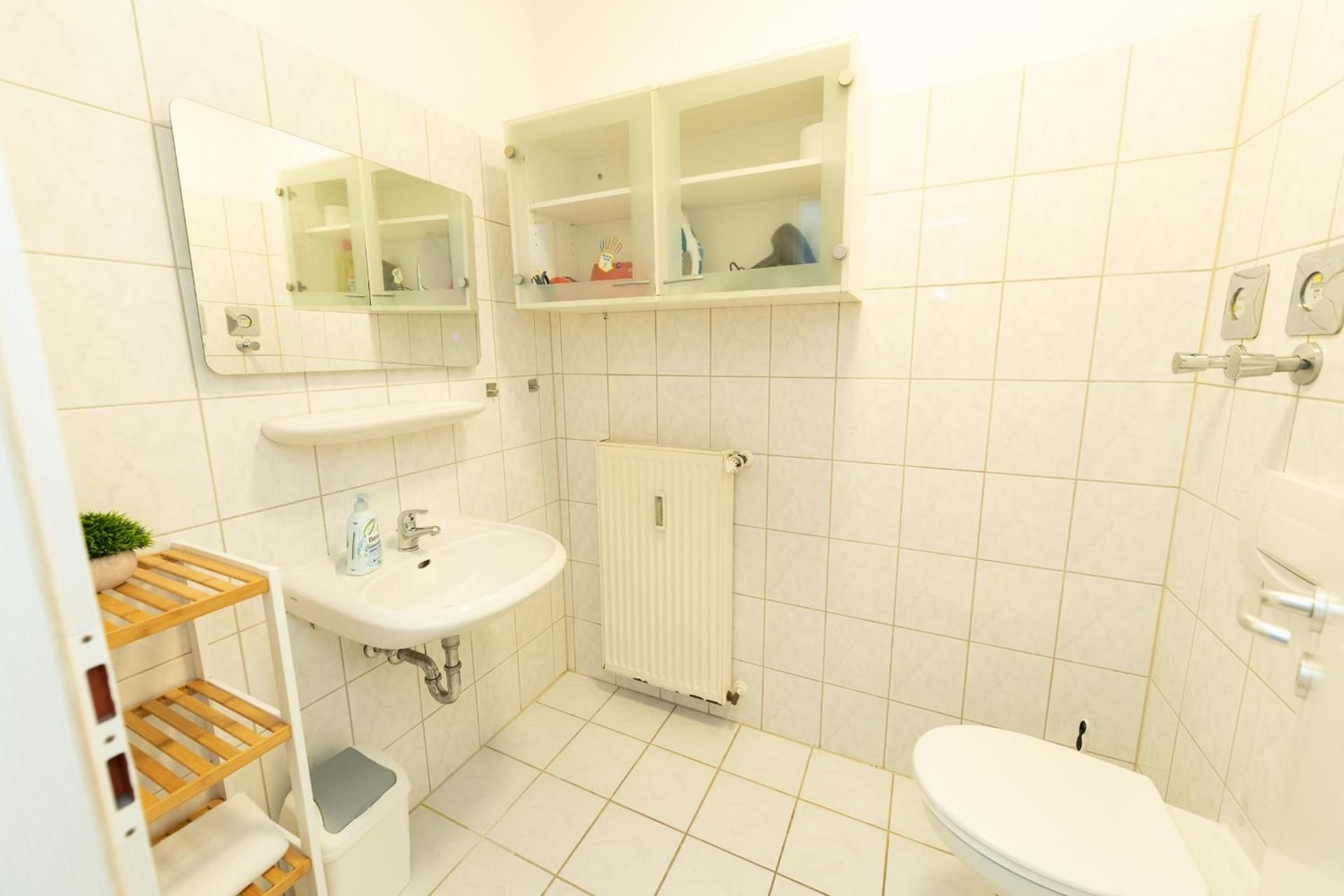 Two-Bedroom Apartment - Händelstube