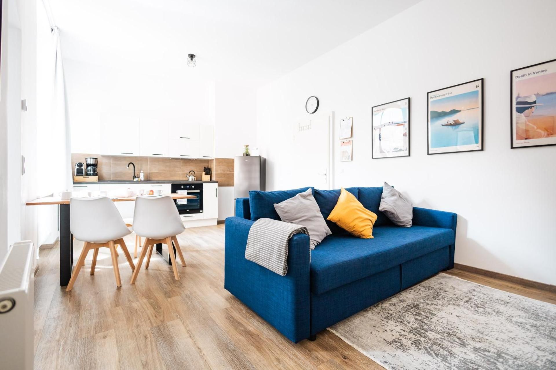 Studio Apartment