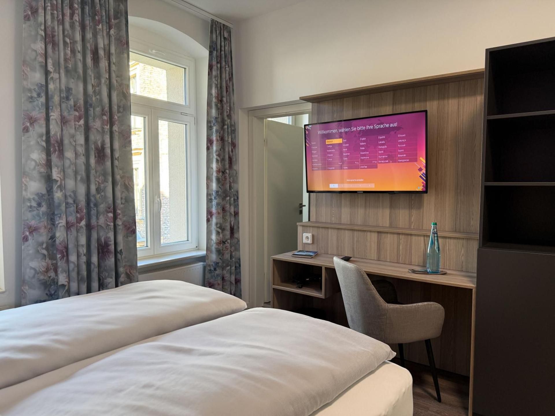 Large Double Room
