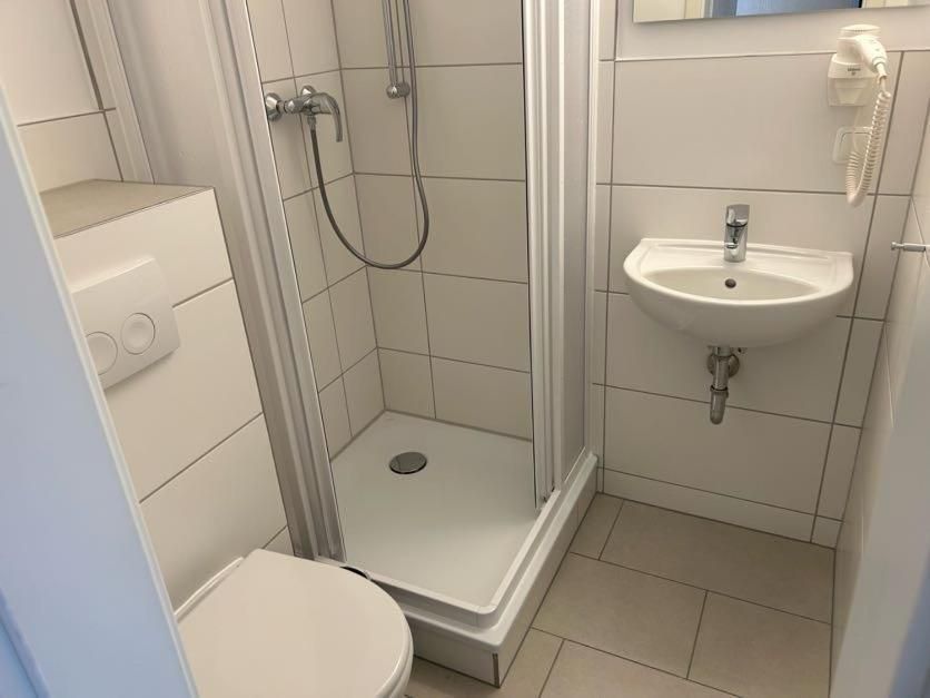 Deluxe Double Room with Shower