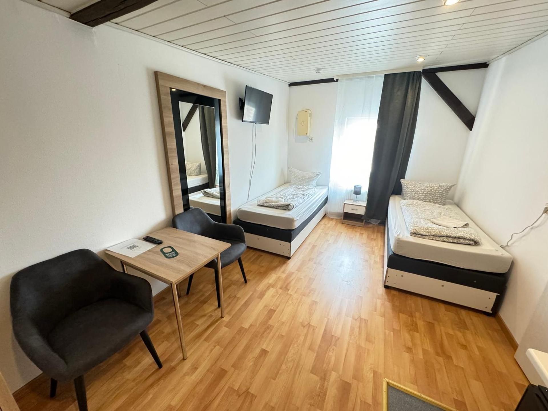 Double Room (1 Adult + 1 Child)