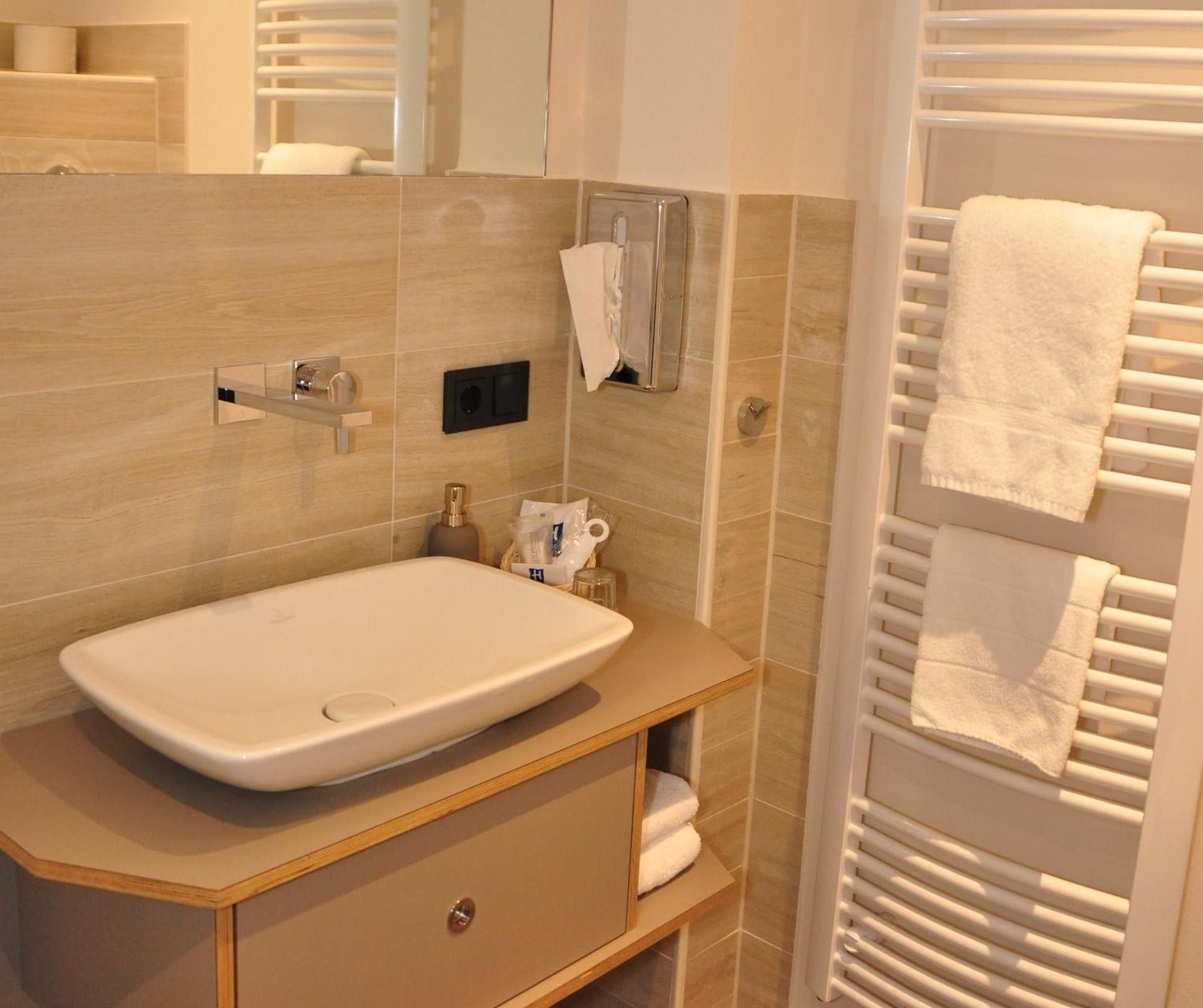 Classic Single Room