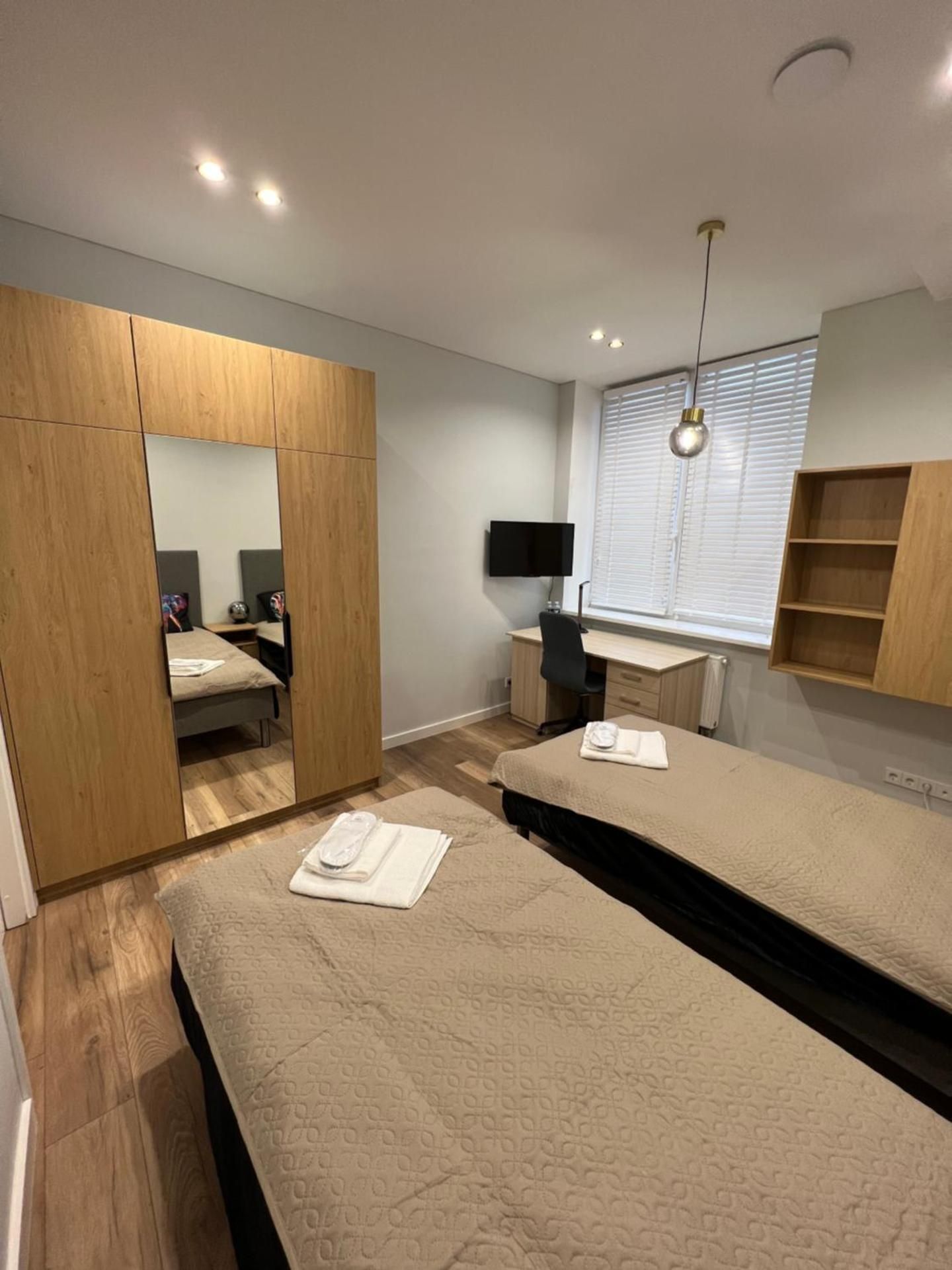 Twin Room with Shared Toilet