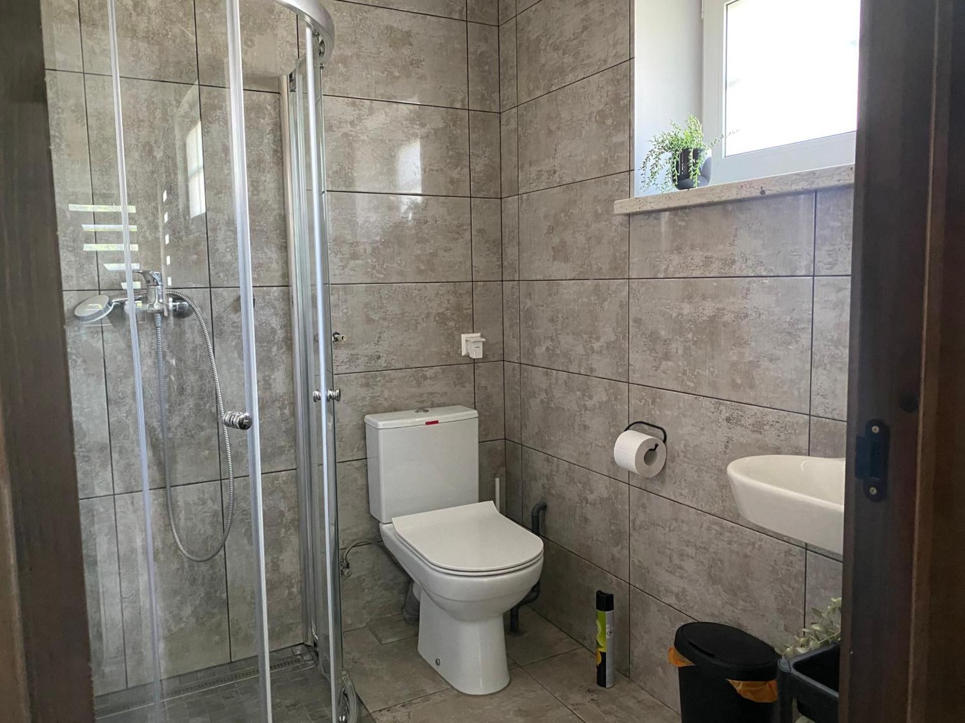 Twin Room with Bathroom