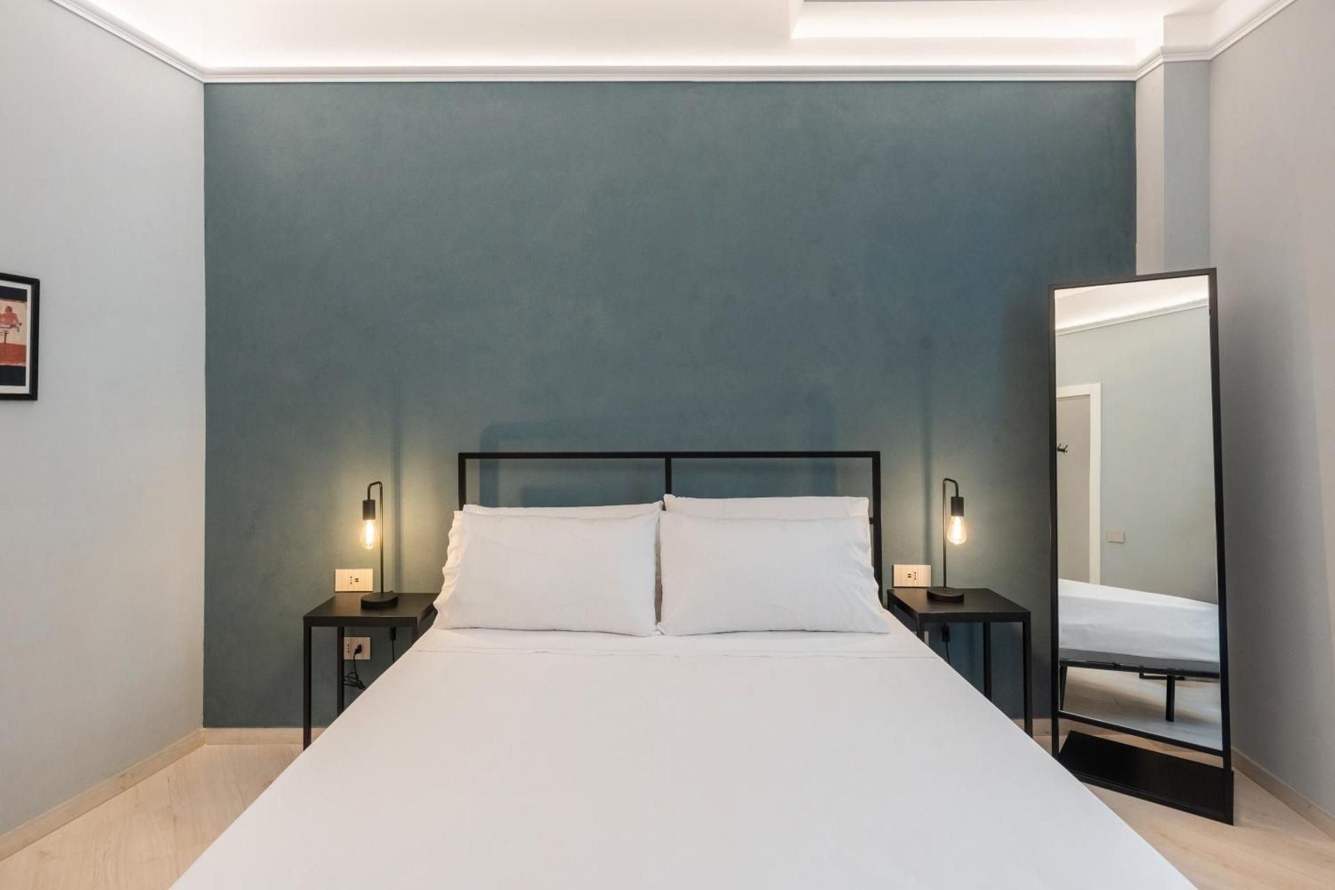 Superior One-Bedroom Apartment