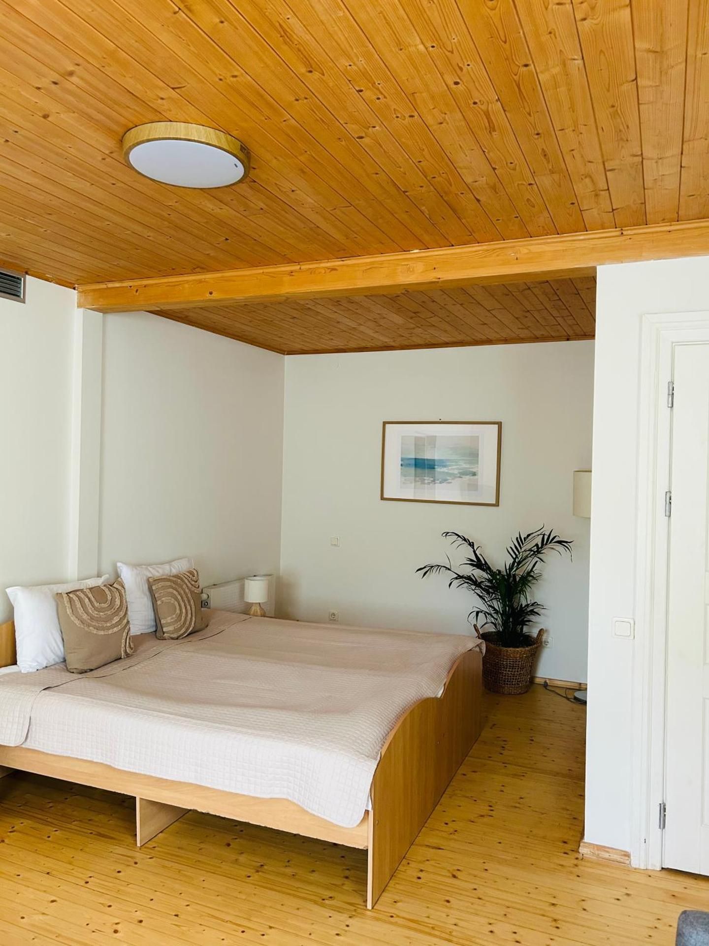 Superior Family Room