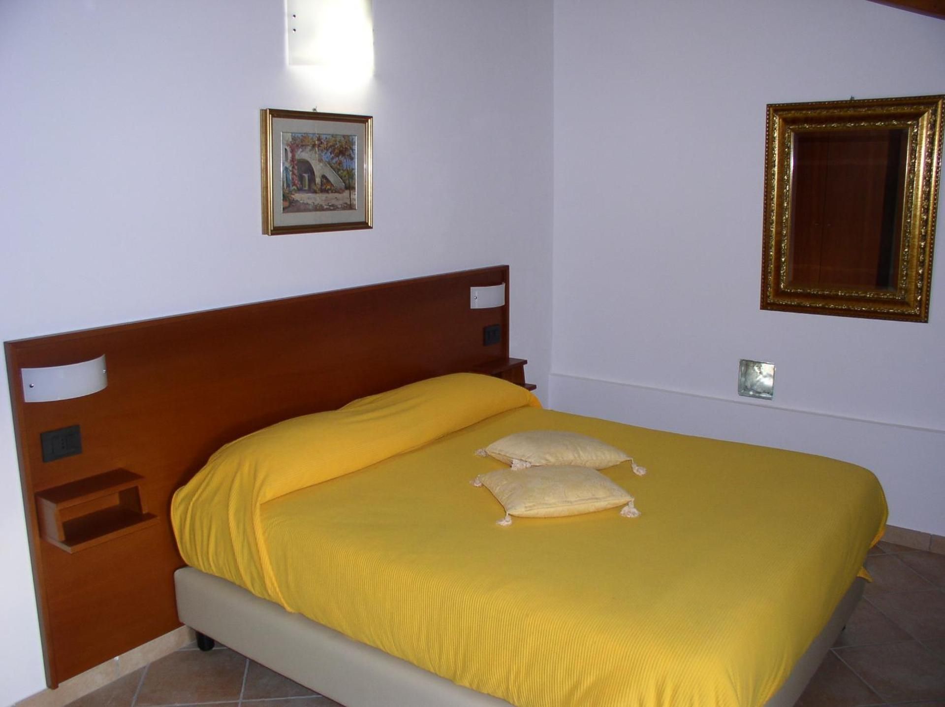 Quadruple Room with Private Bathroom