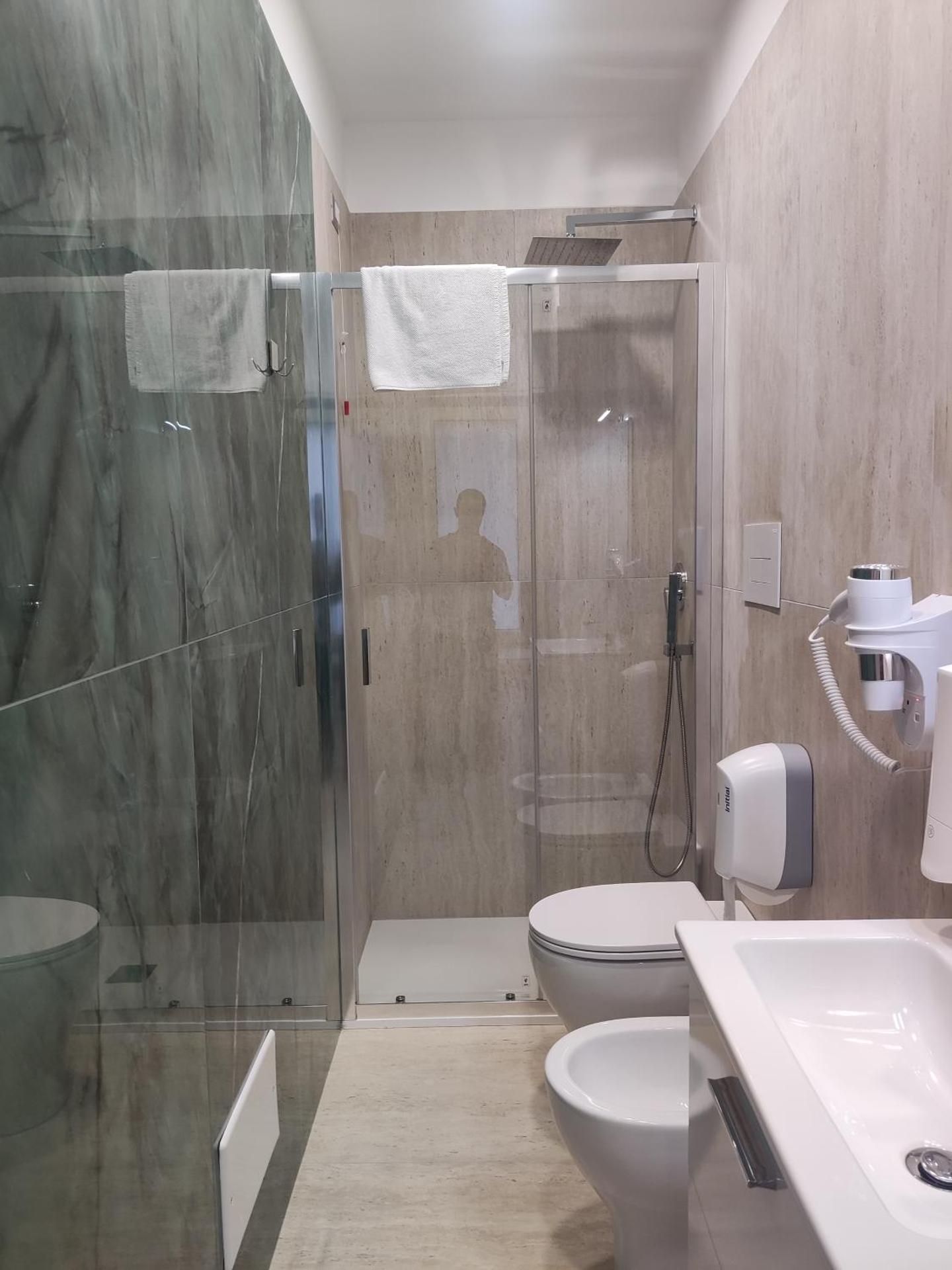 Twin Room with Private Bathroom