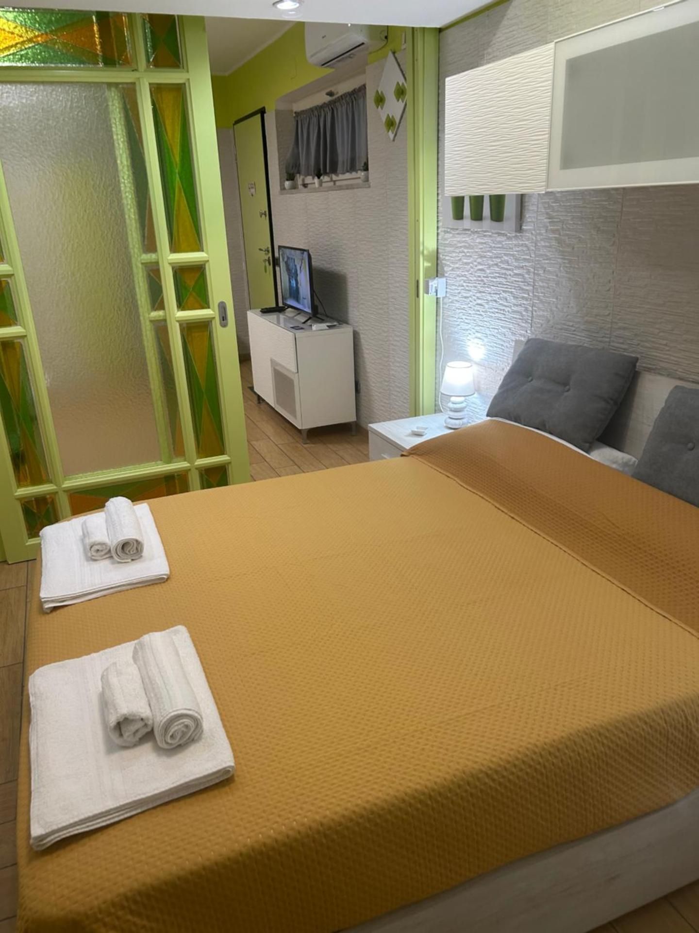 Large Double Room