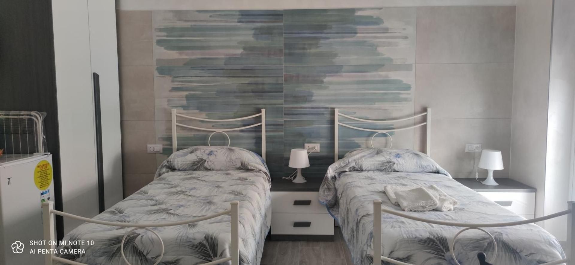 B & B LE GEMELLINE Twin Room with Private Bathroom