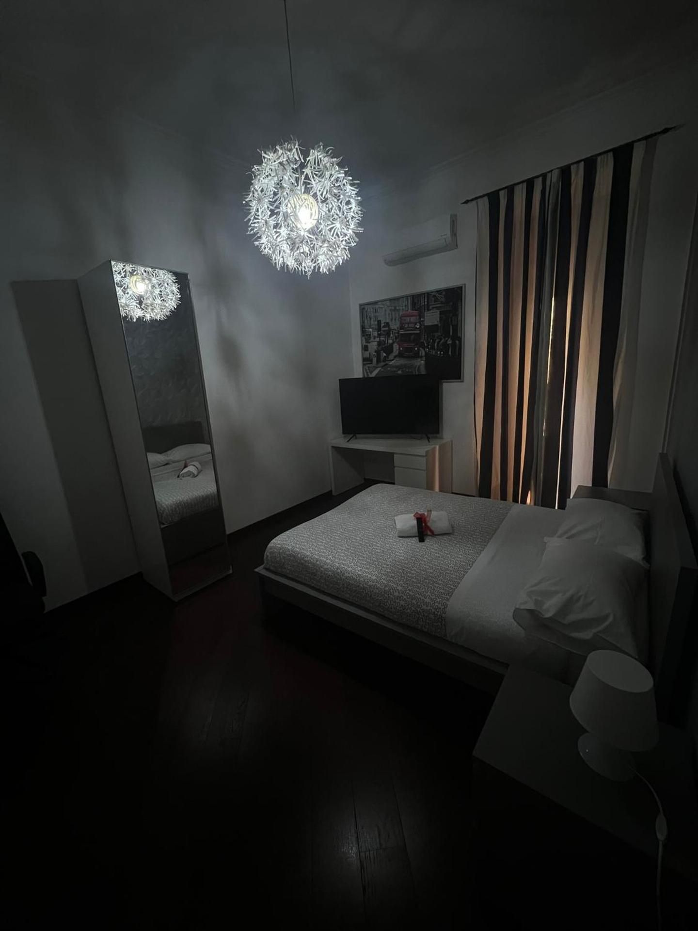 B&b I 7 MARI Two-Bedroom Apartment