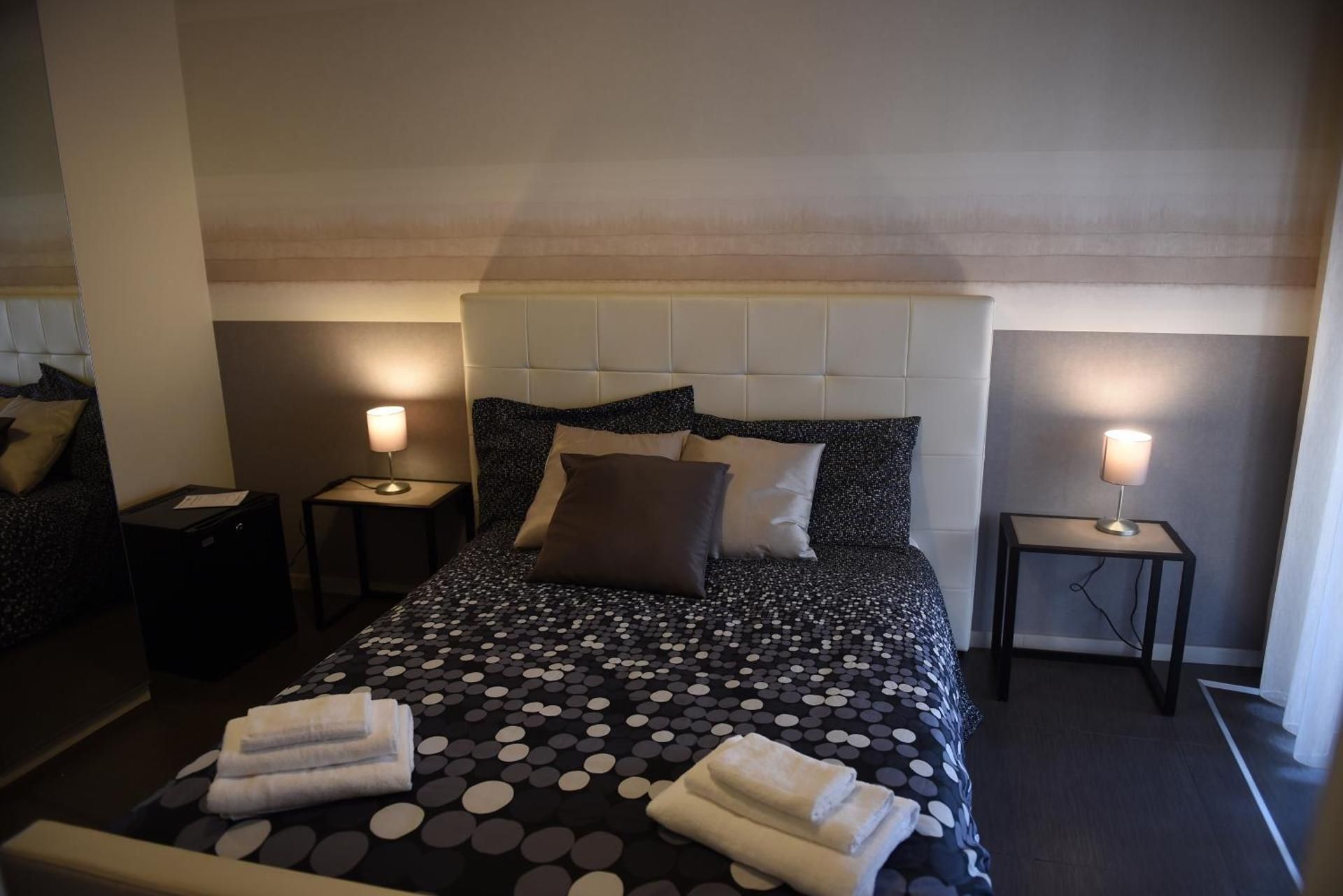 Il Duomo Salerno Economy Double Room with Balcony 2