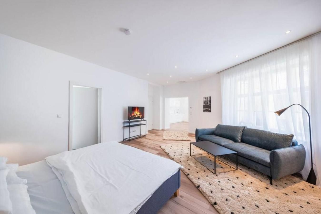 Superior Apartment