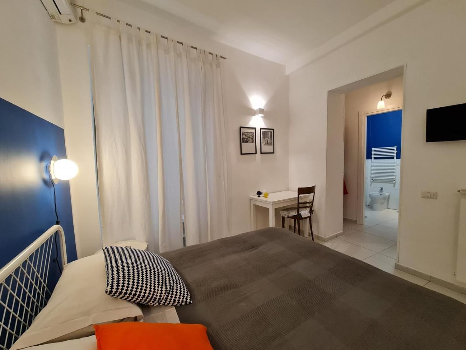 Queen Room