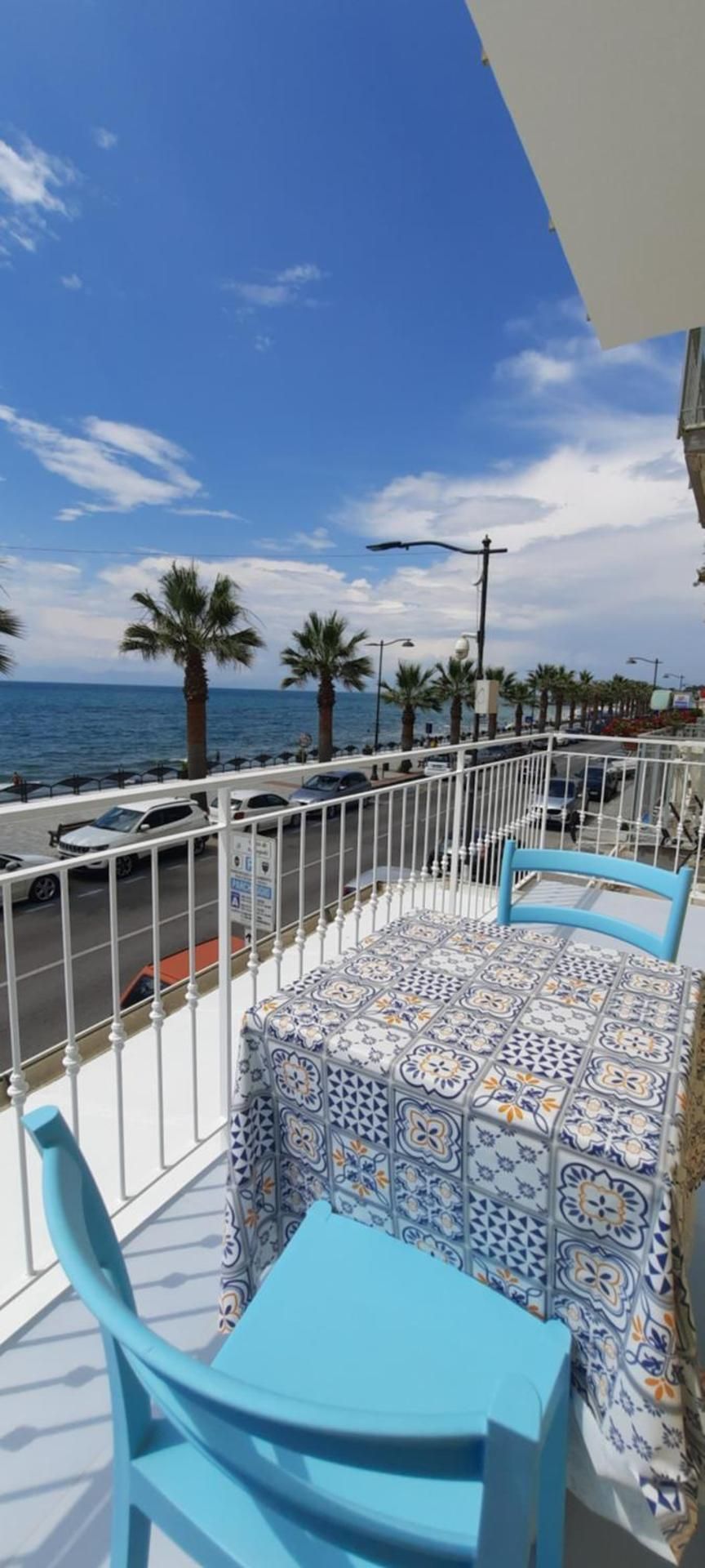 B & Beach Deluxe Double Room with Balcony and Sea View