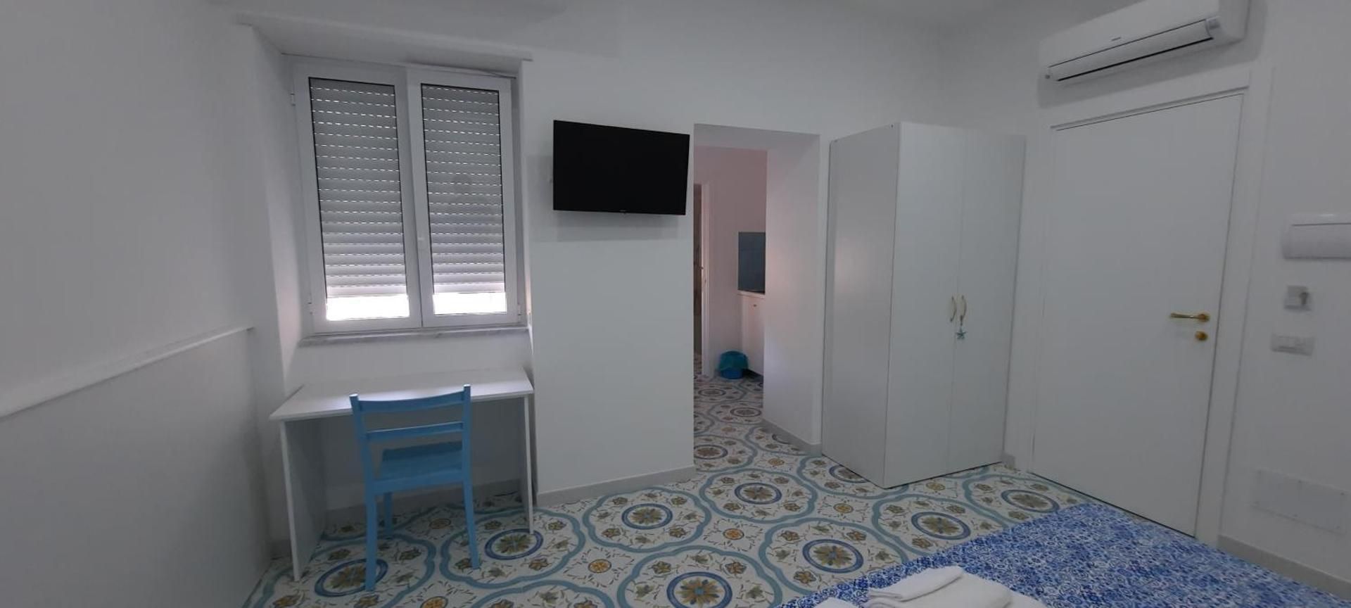 B & Beach Superior Quadruple Room 2